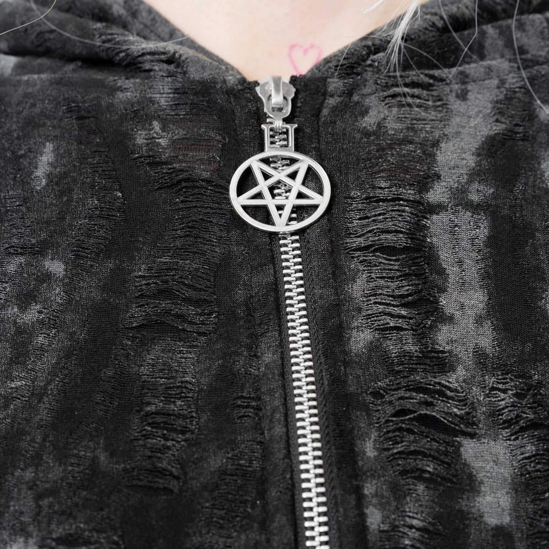 Kate's Clothing Heartless Ghoul Cardigan – Black/Grey Velvet Hooded Zip