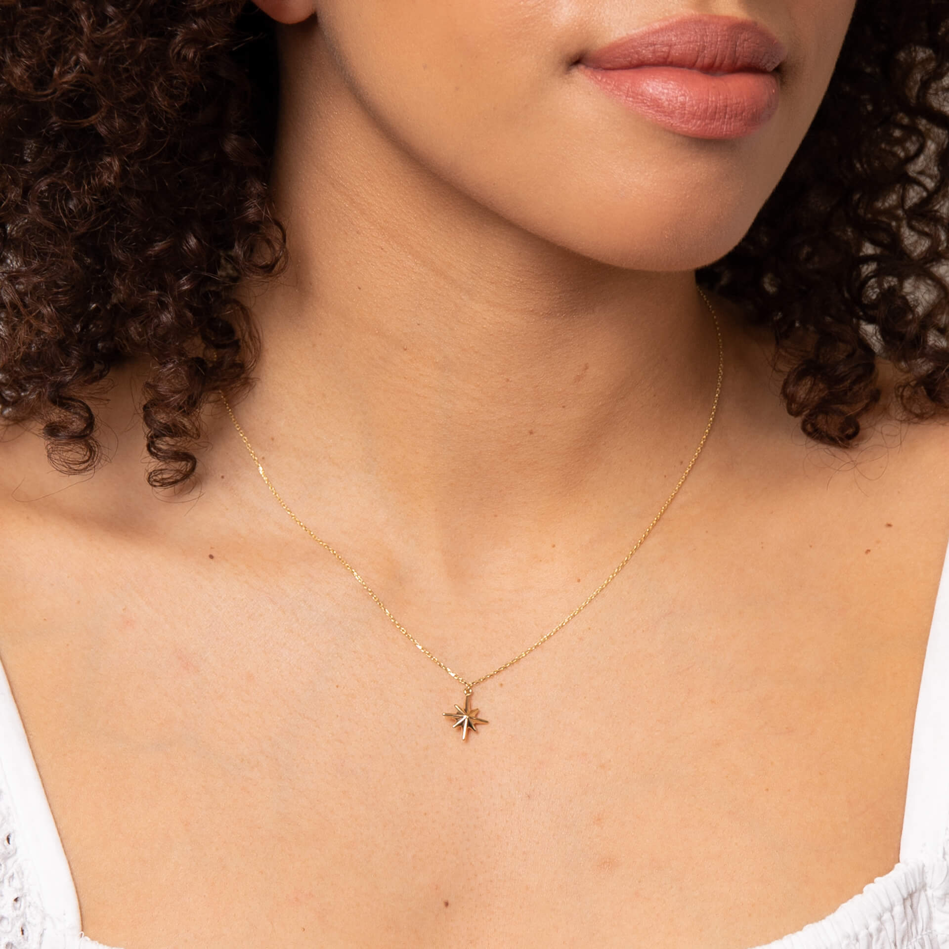 Gecko Jewellery 9ct Yellow Gold Starburst Necklace – Celestial Style