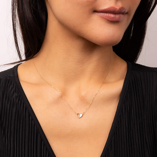 Gecko Jewellery 9ct Yellow Gold Heart Necklace with Mother of Pearl