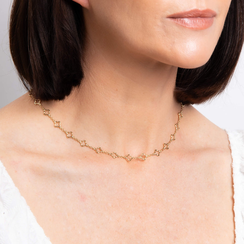 Gecko Jewellery 9ct Yellow Gold Quatrefoil Station Necklace