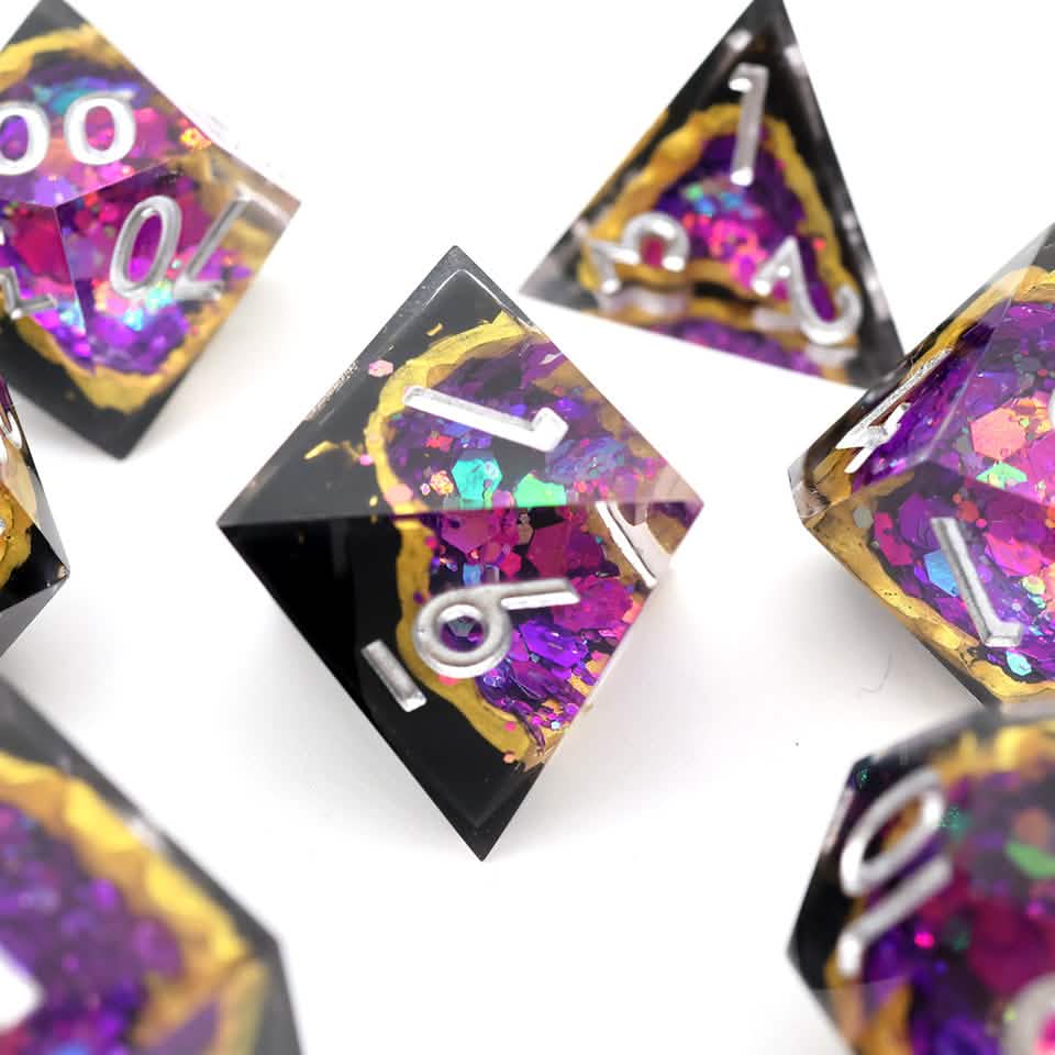 Regal Relic | Sharp Edge Dice | Resin | 7 Piece Set