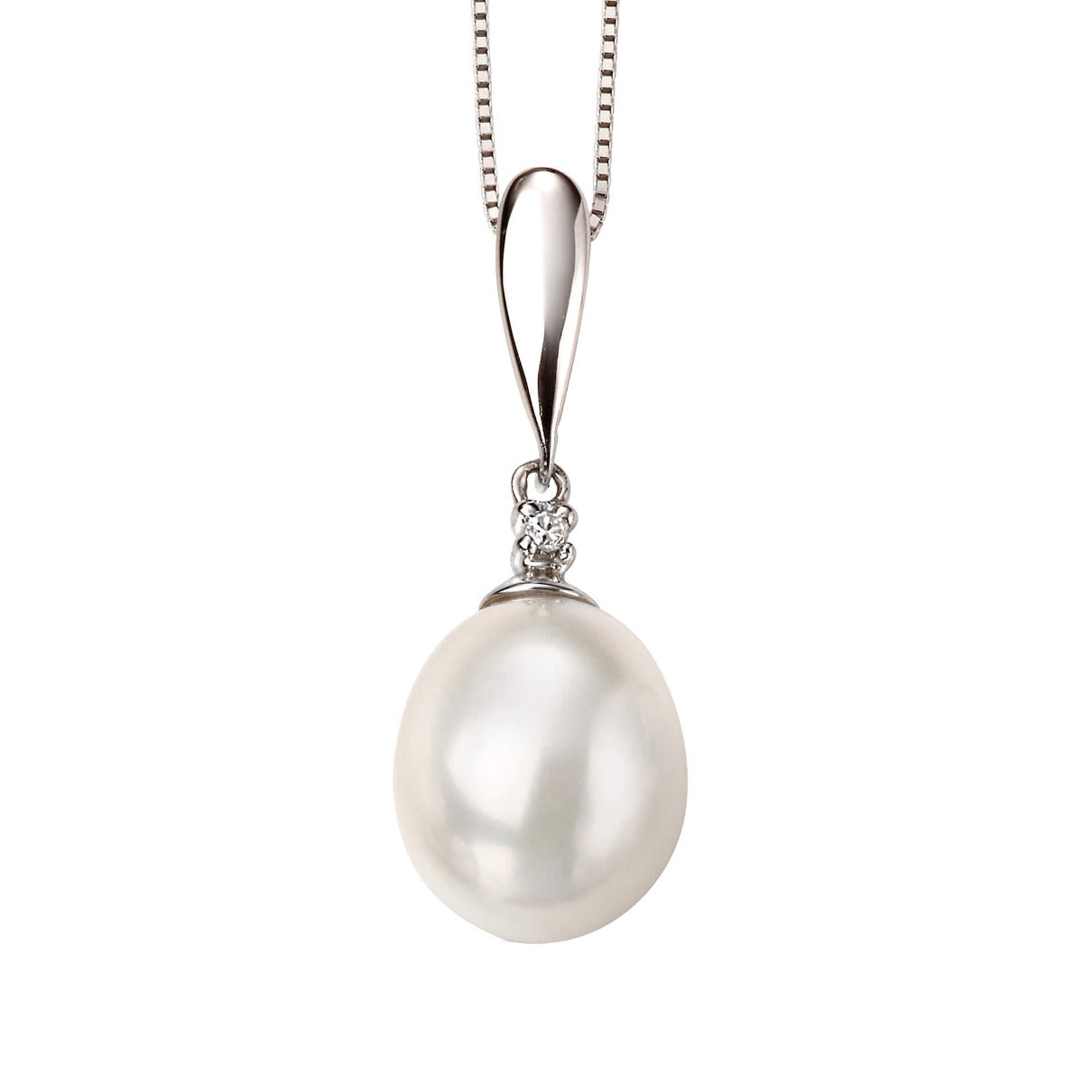 Gecko Jewellery 9ct Gold Freshwater Pearl and Diamond Drop Pendant
