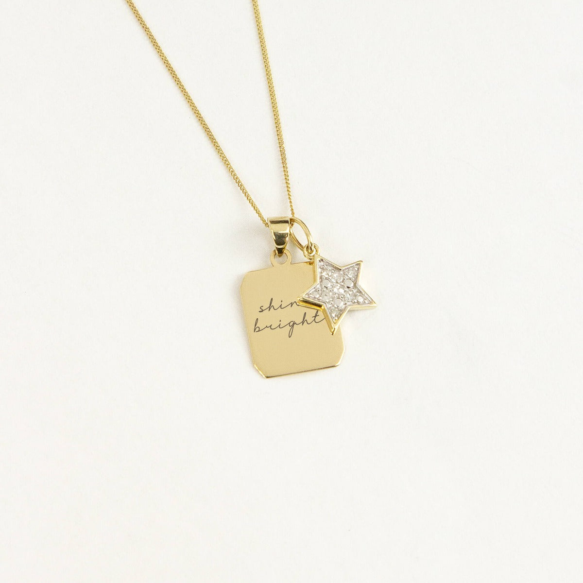 Gecko Jewellery Star Diamond Pendant in 9ct Gold - Sparkling Necklace