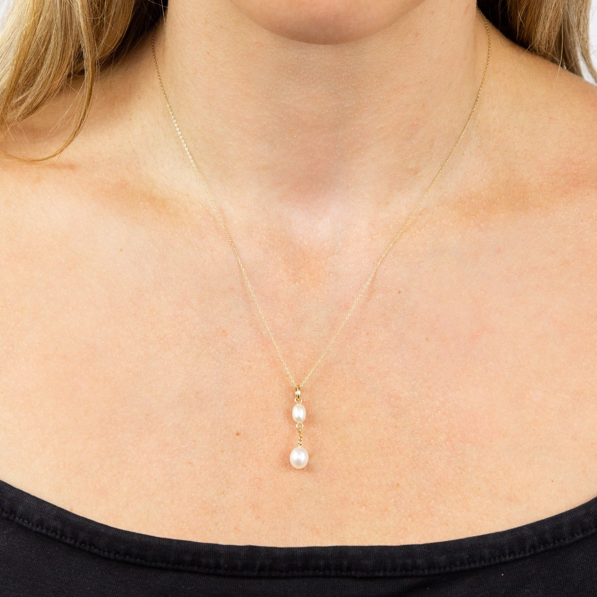 Freshwater Pearl Teardrop Pendant in 9ct Yellow Gold | Gecko Jewellery