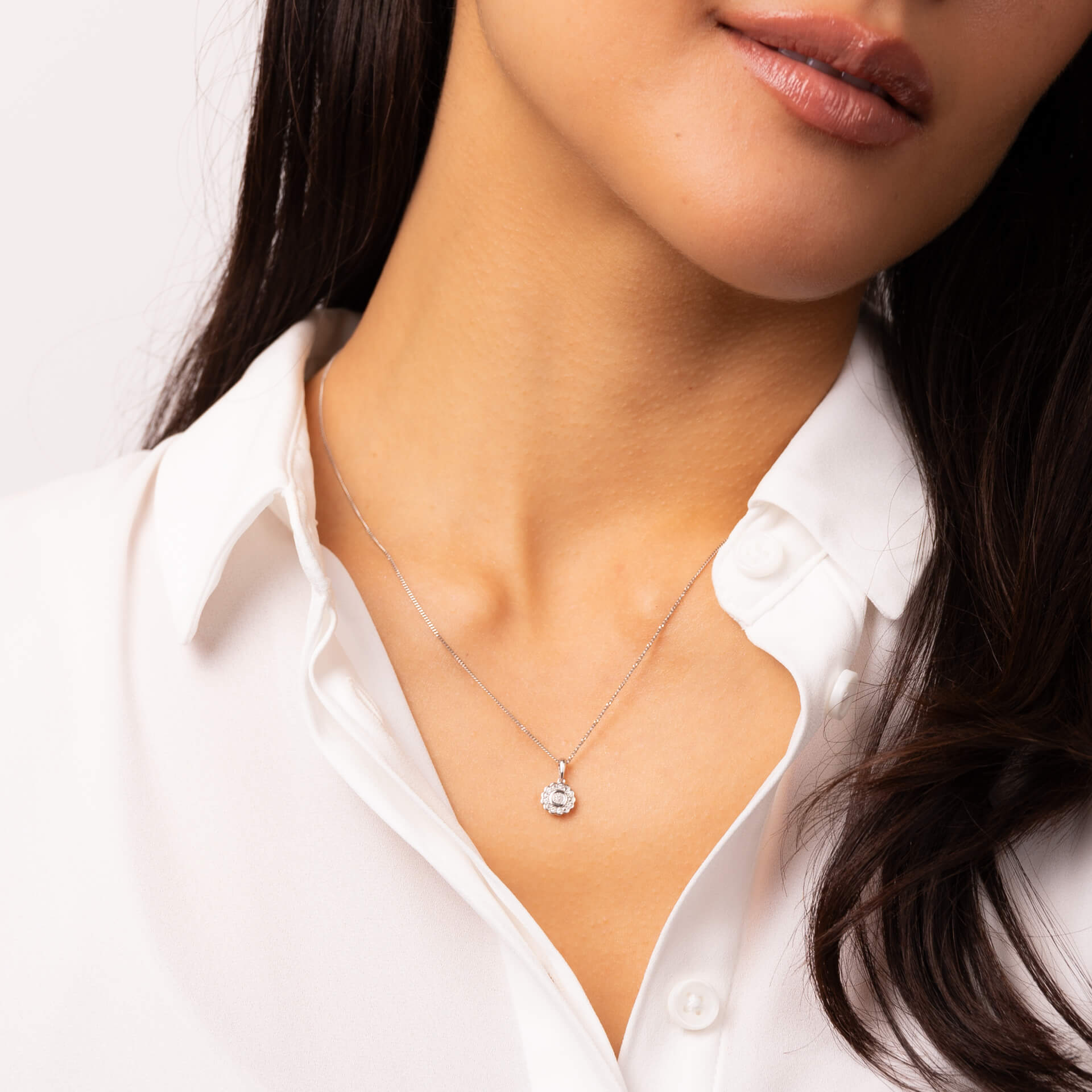 Gecko Jewellery 9ct White Gold Bezel Set Diamond Cluster Pendant