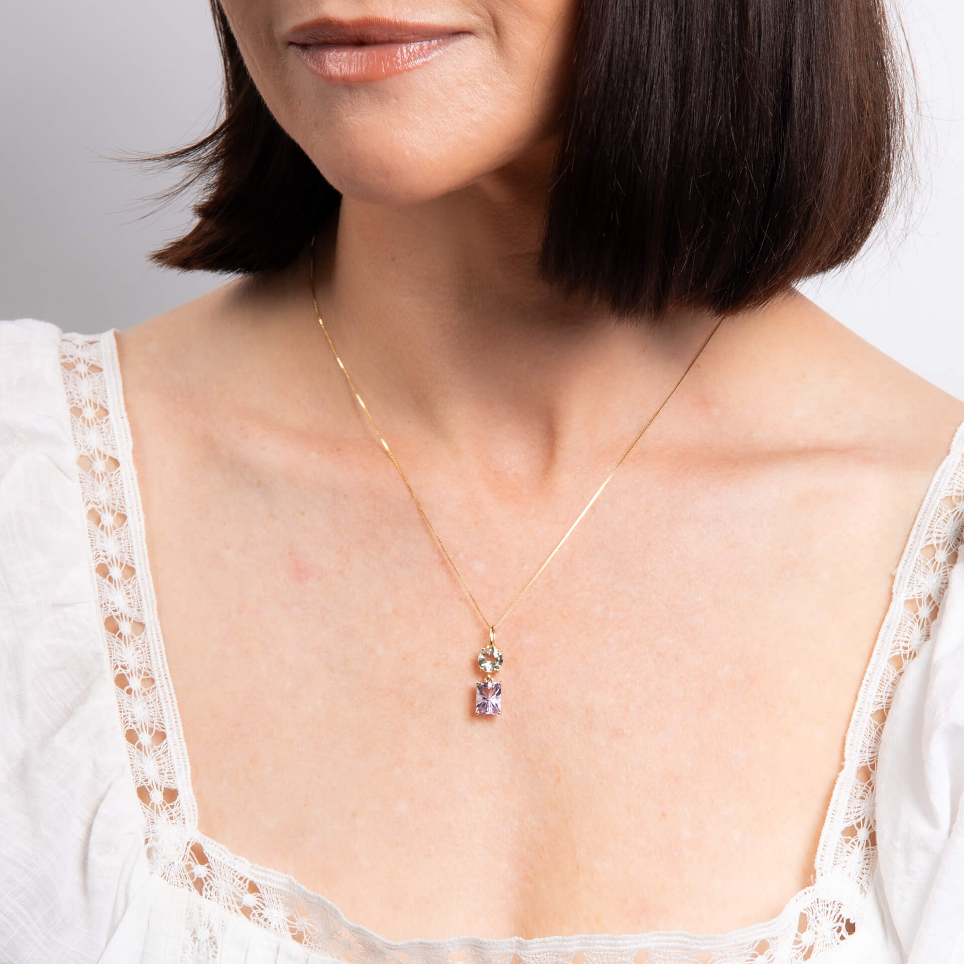 Gecko Jewellery Toi et Moi Green Quartz and Amethyst 9ct Gold Pendant