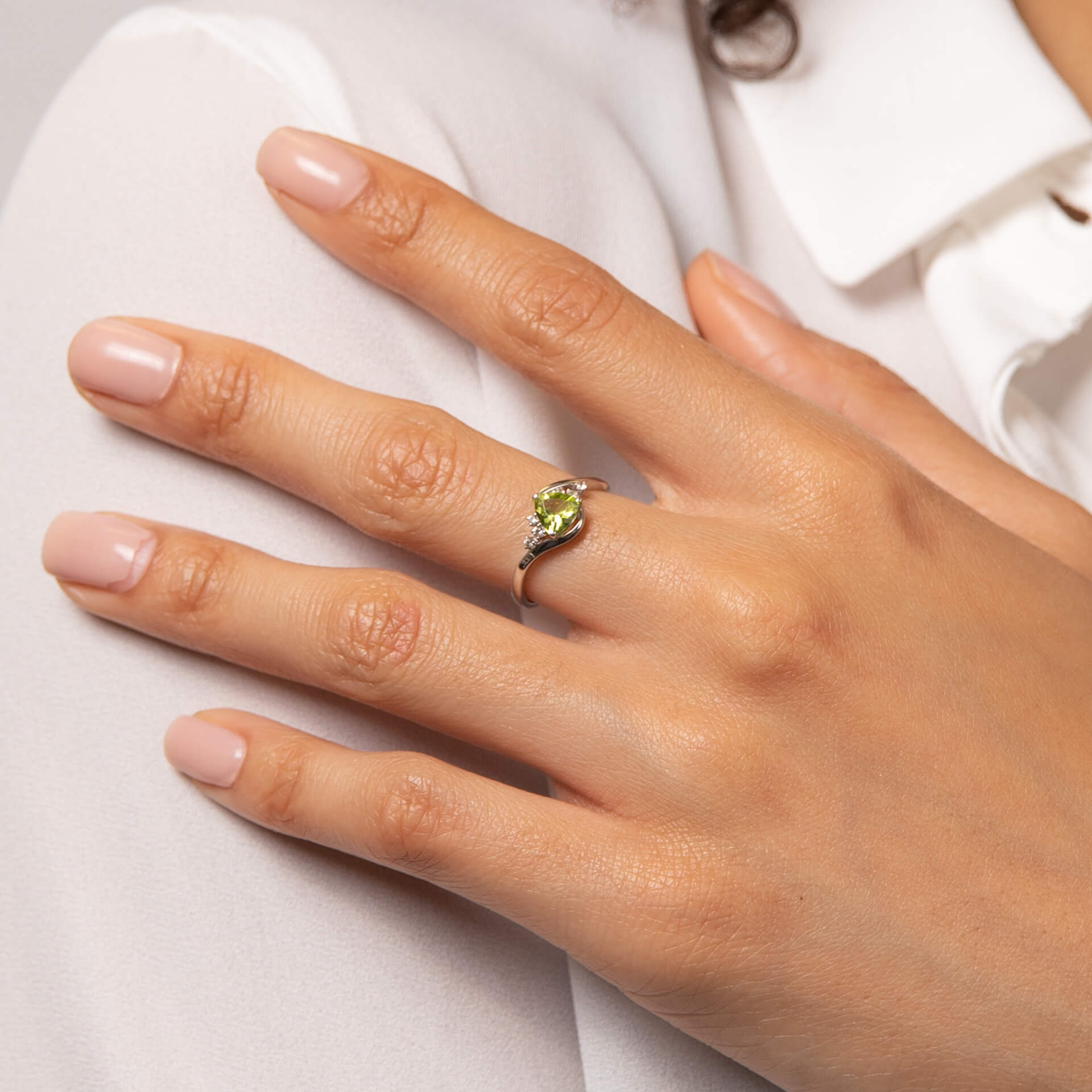 Gecko Jewellery Trillion Cut Semi-Precious & White Topaz 9ct Gold Ring