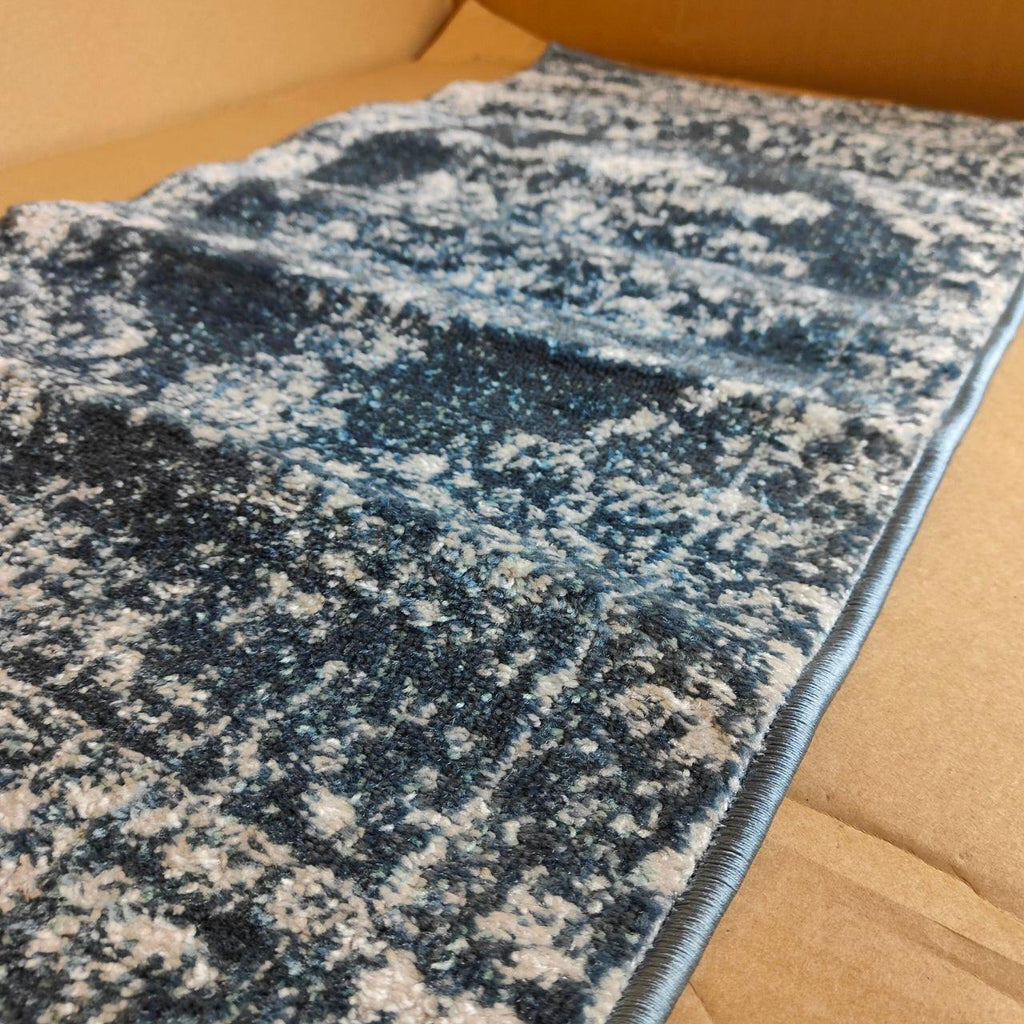 HomeArt Modern Short Pile Rug – Dark Blue Bordered Living Room Carpet