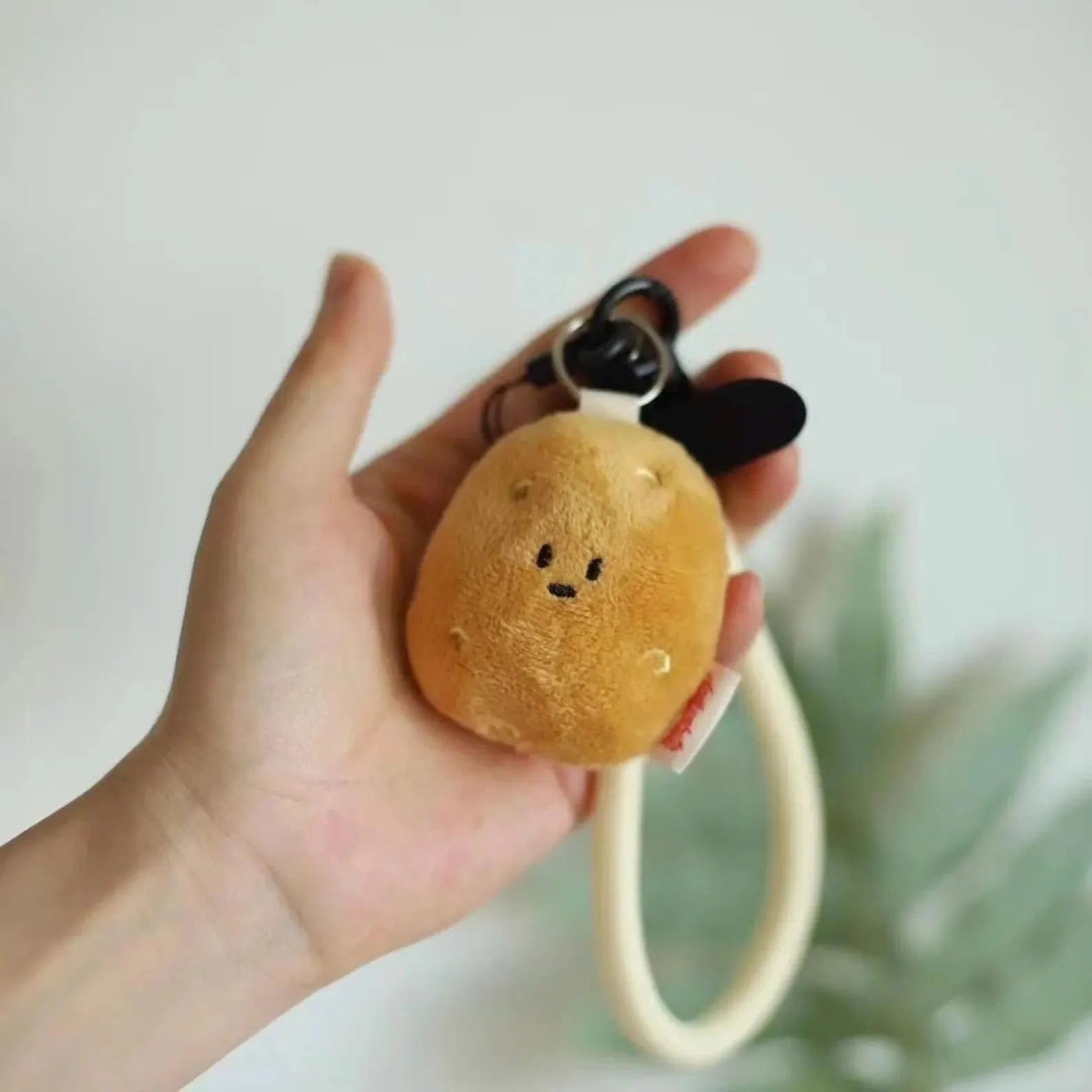 LuLuFun Studio Potato Plush Bag Charm – Soft Kawaii Keychain Accessory