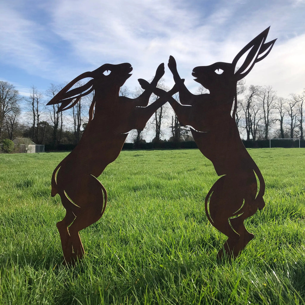 Rustic Metal Boxing Hares Garden Statue | 75cm Steel Lawn Decor