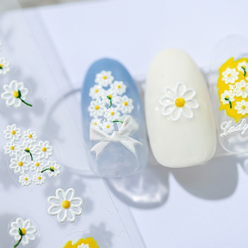 Mini Daisy Nail Deco Stickers – LuLuFun Studio Floral Manicure Decals