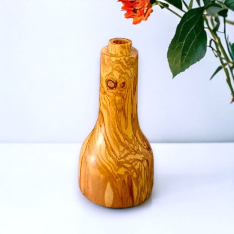 Wooden  Vase ,dry flower holder , decorative item