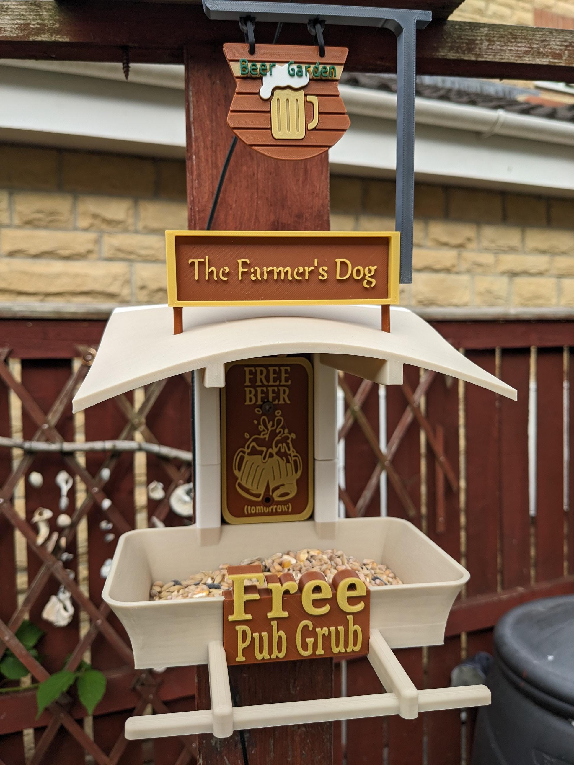Chaddyverse Personalised Pub Bird Feeder – Custom Garden Seed Station