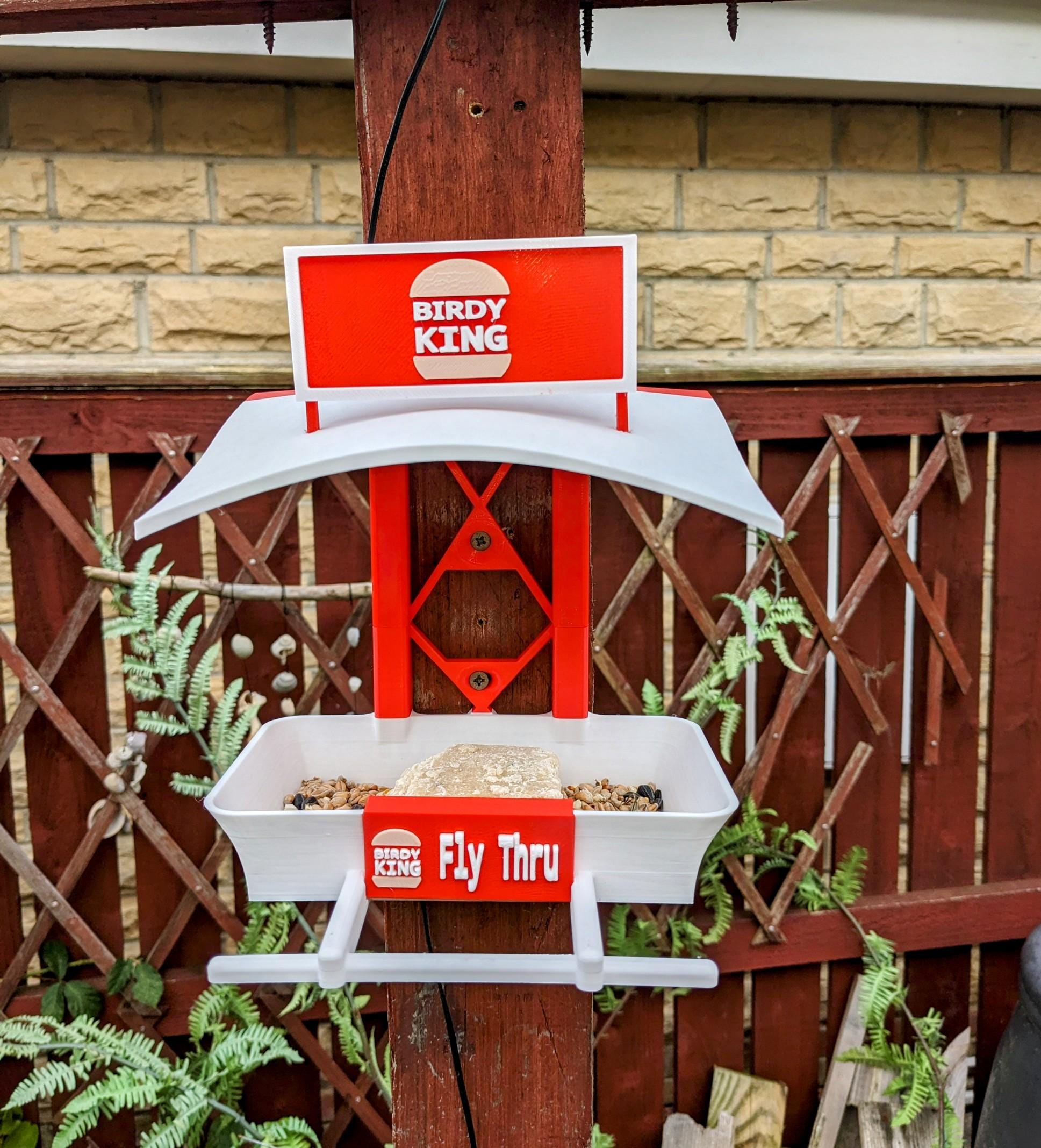 Chaddyverse Birdy King Fast Food Bird Feeder – Quirky Garden Decor
