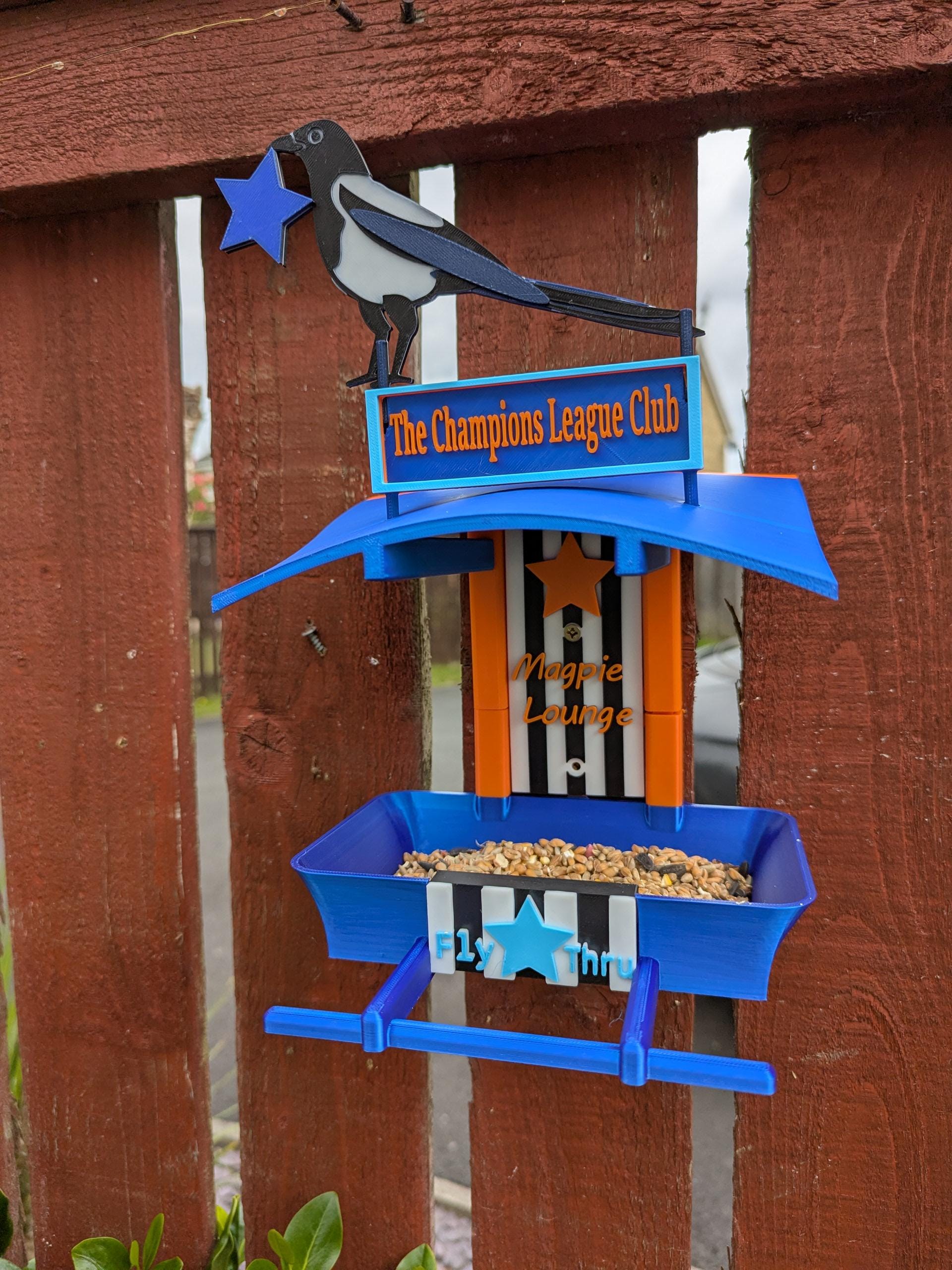 Newcastle United Bird Feeding Station – Champions League Edition