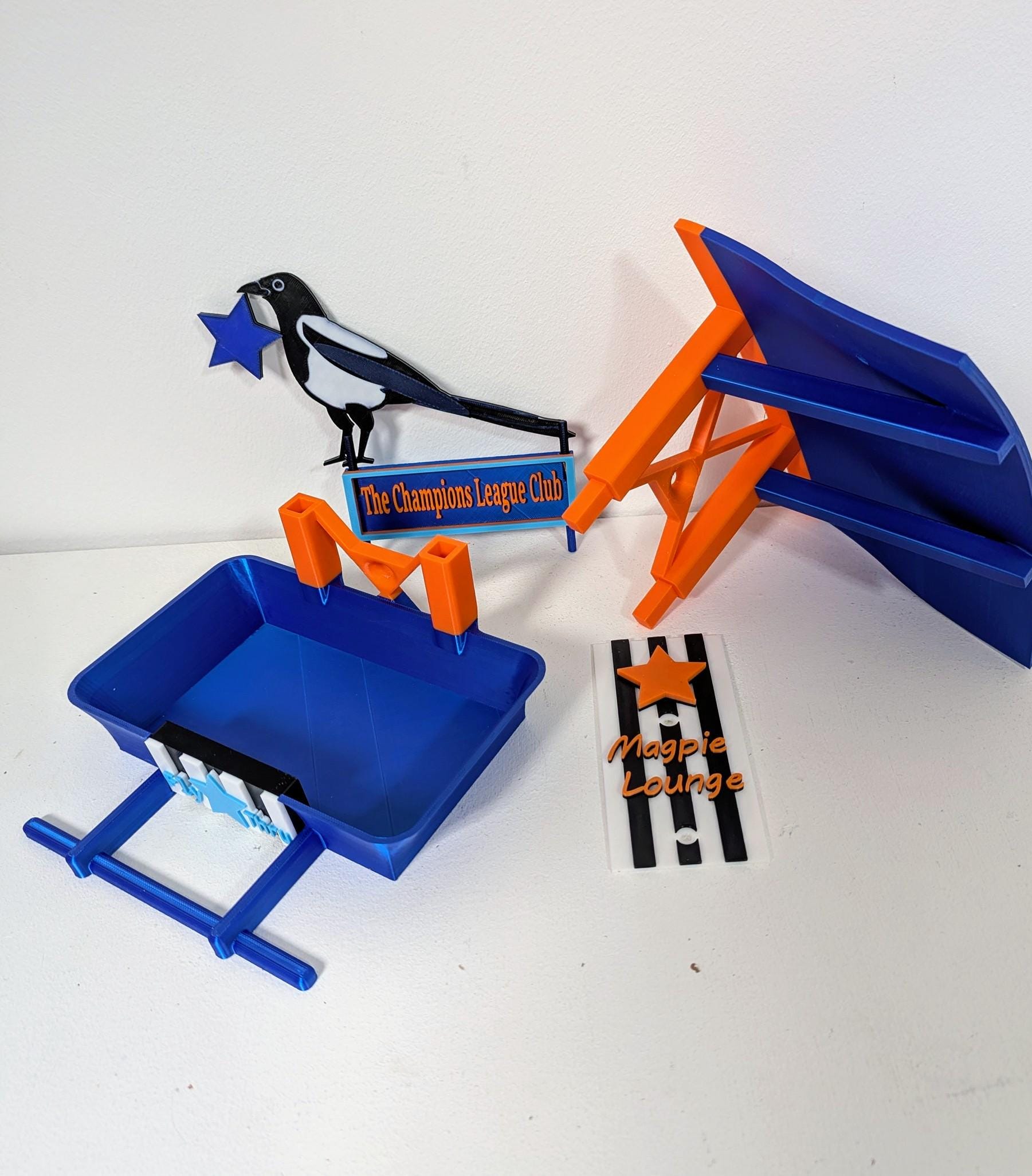 Newcastle United Bird Feeding Station – Champions League Edition