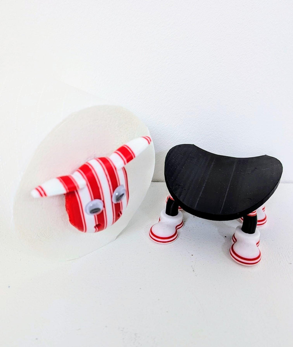 Chaddyverse Brentford Sheep Toilet Roll Holder – Red & White Fan Gift