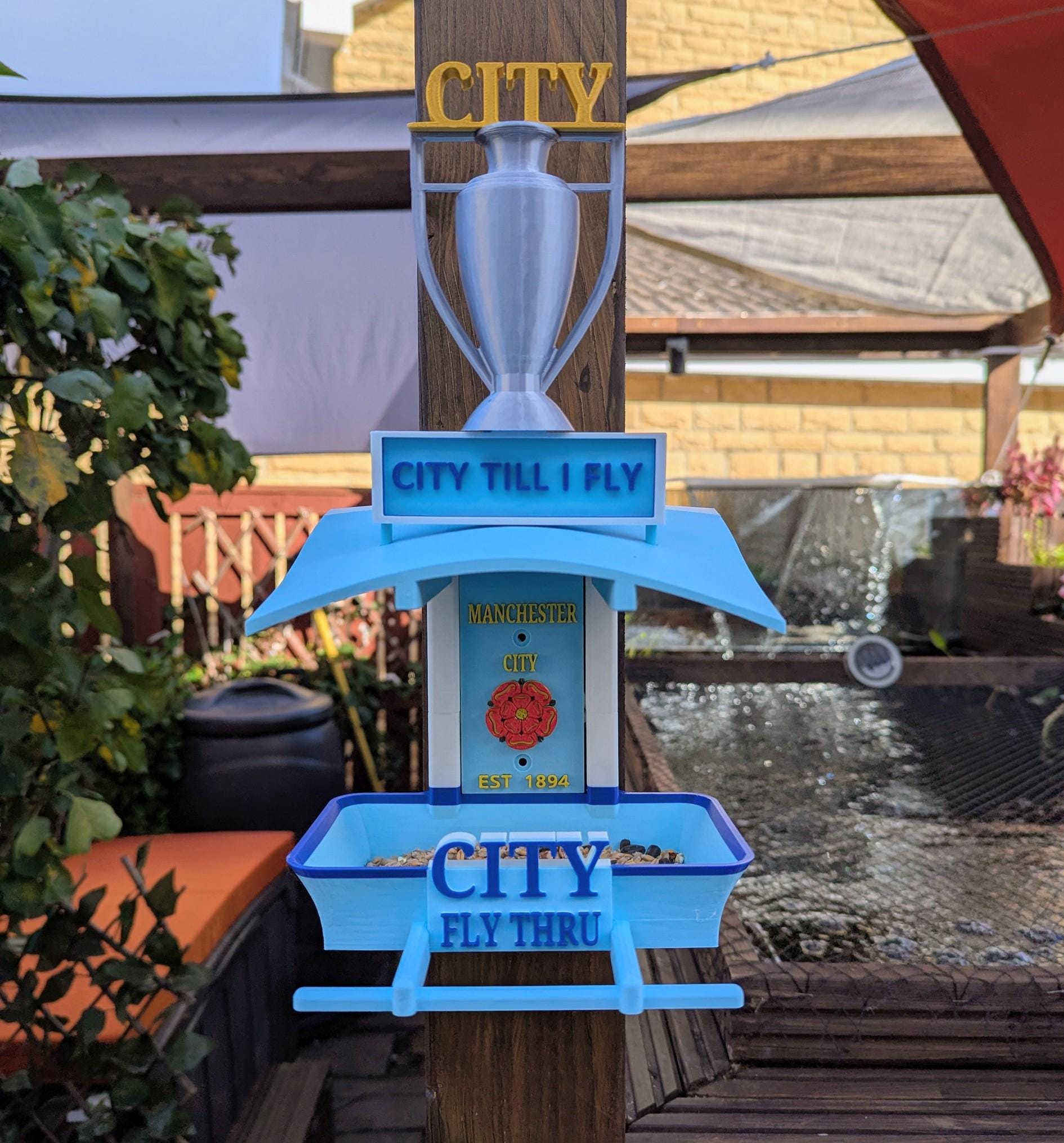 Chaddyverse Manchester City Bird Feeder – Sky Blue Football Fan Gift