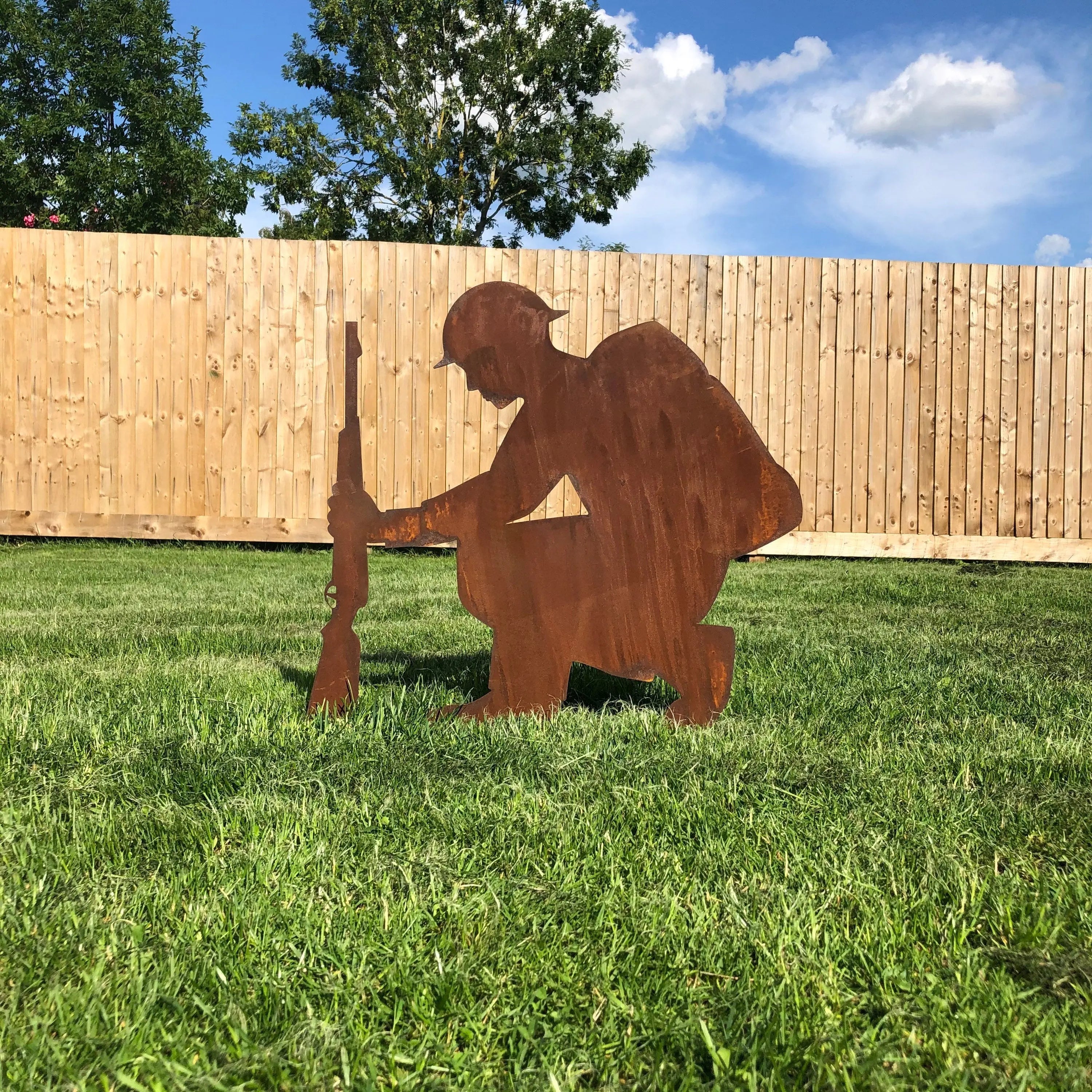 Rustic Metal Kneeling Soldier Garden Decoration | 55cm Steel Sculpture