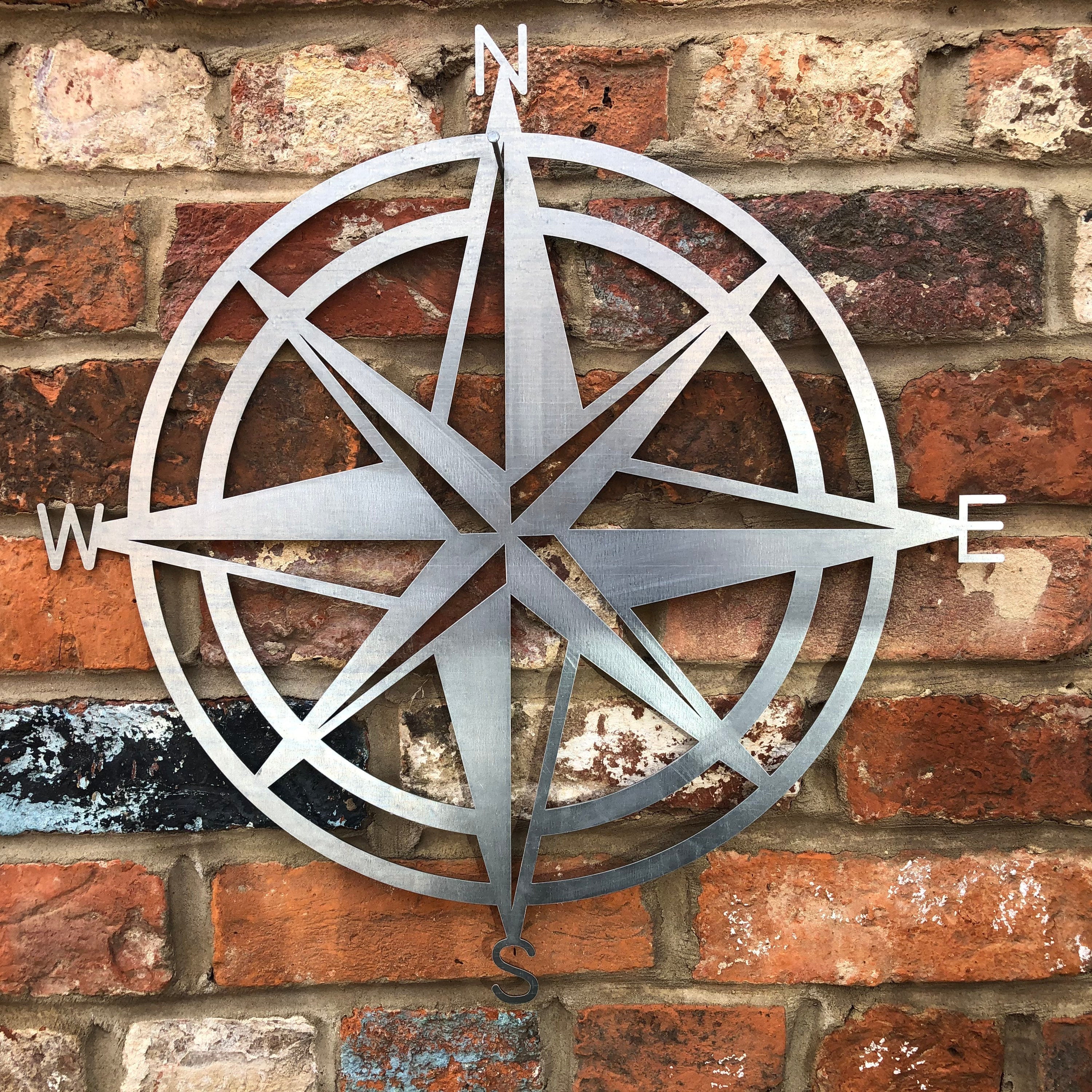 Rustic Warehouse Norfolk | 50cm Galvanized Steel Compass Wall Art