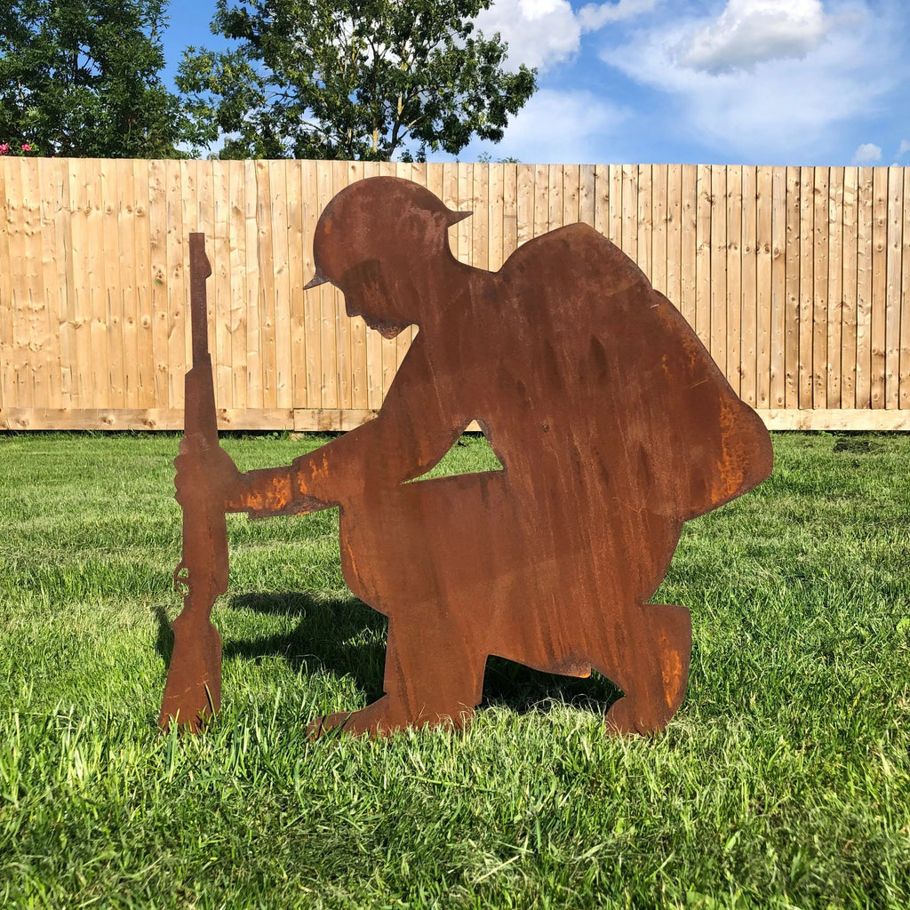 Rustic Metal Kneeling Soldier Garden Decoration | 55cm Steel Sculpture