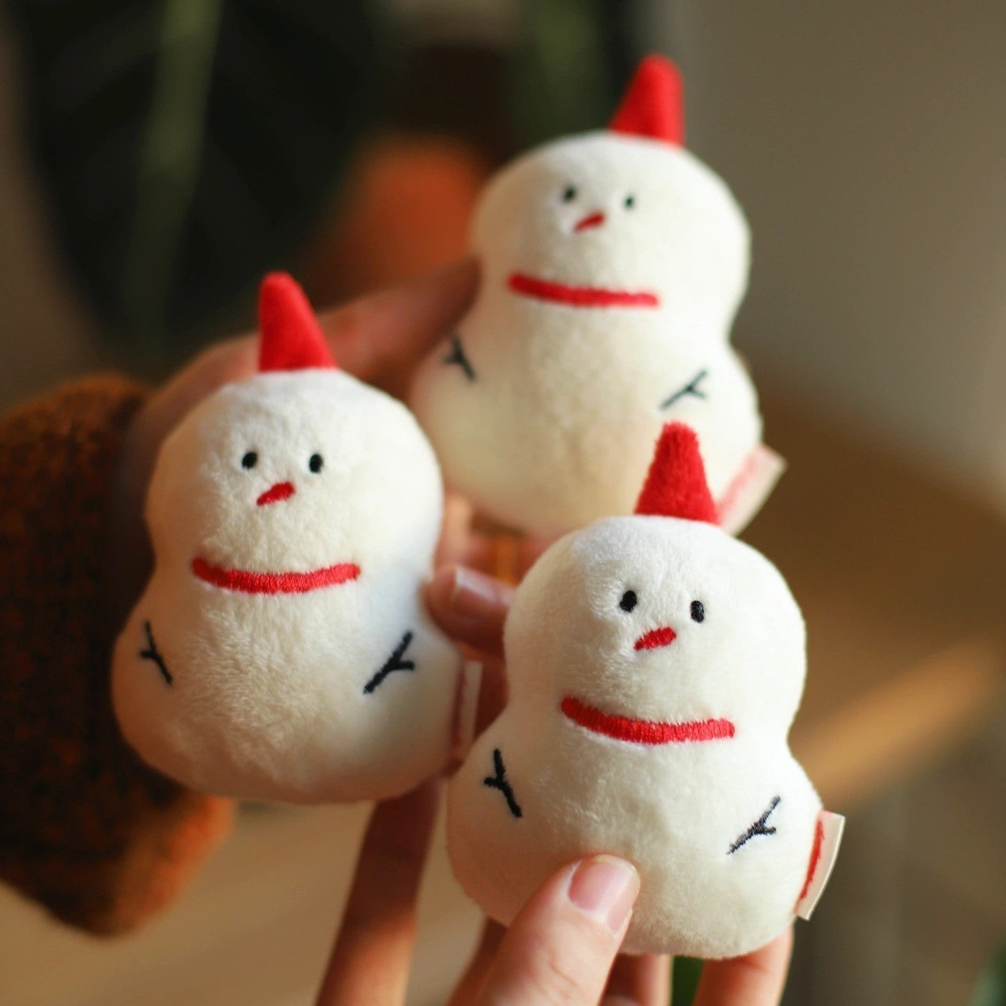 LuLuFun Studio Snowman Plush Charm – Soft White Bag Accessory Keychain