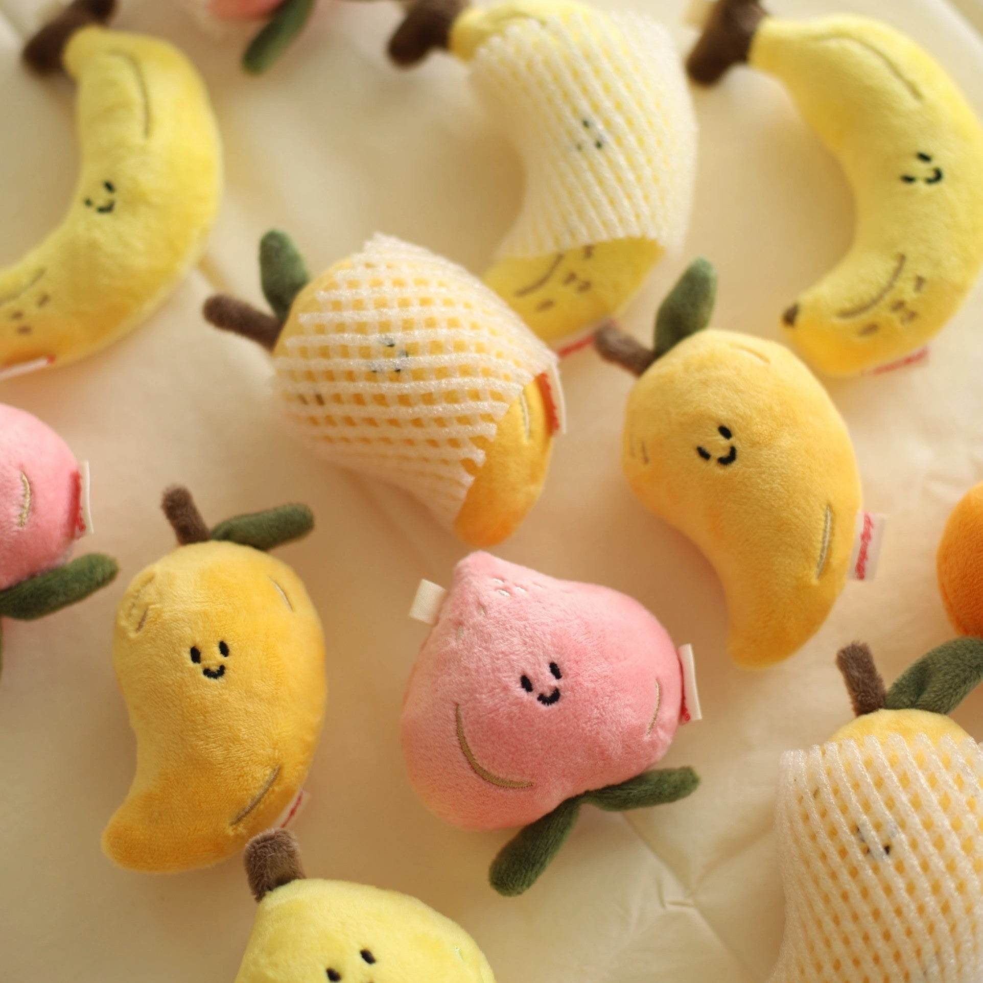 Peach Plush Bag Charm – LuLuFun Studio Kawaii Soft Fruit Keychain