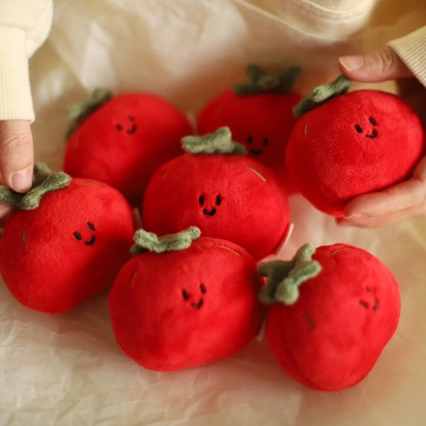LuLuFun Studio Tomato Plush Bag Charm – Cute Red Kawaii Keychain