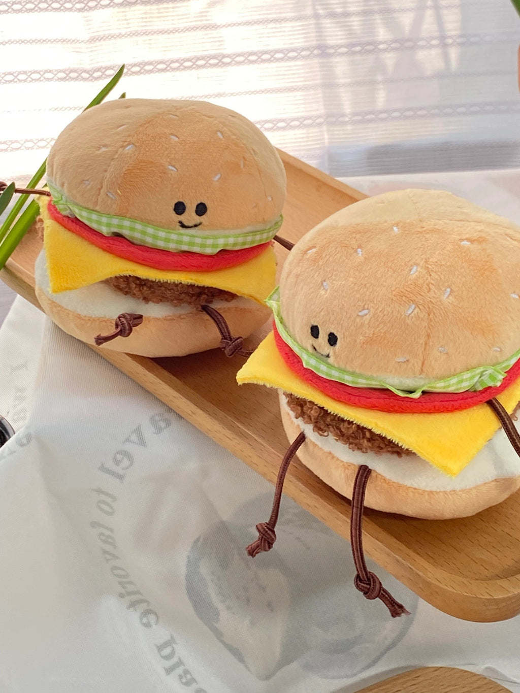 LuLuFun Studio Plush Burger Keychain – Soft Kawaii Bag Charm Toy