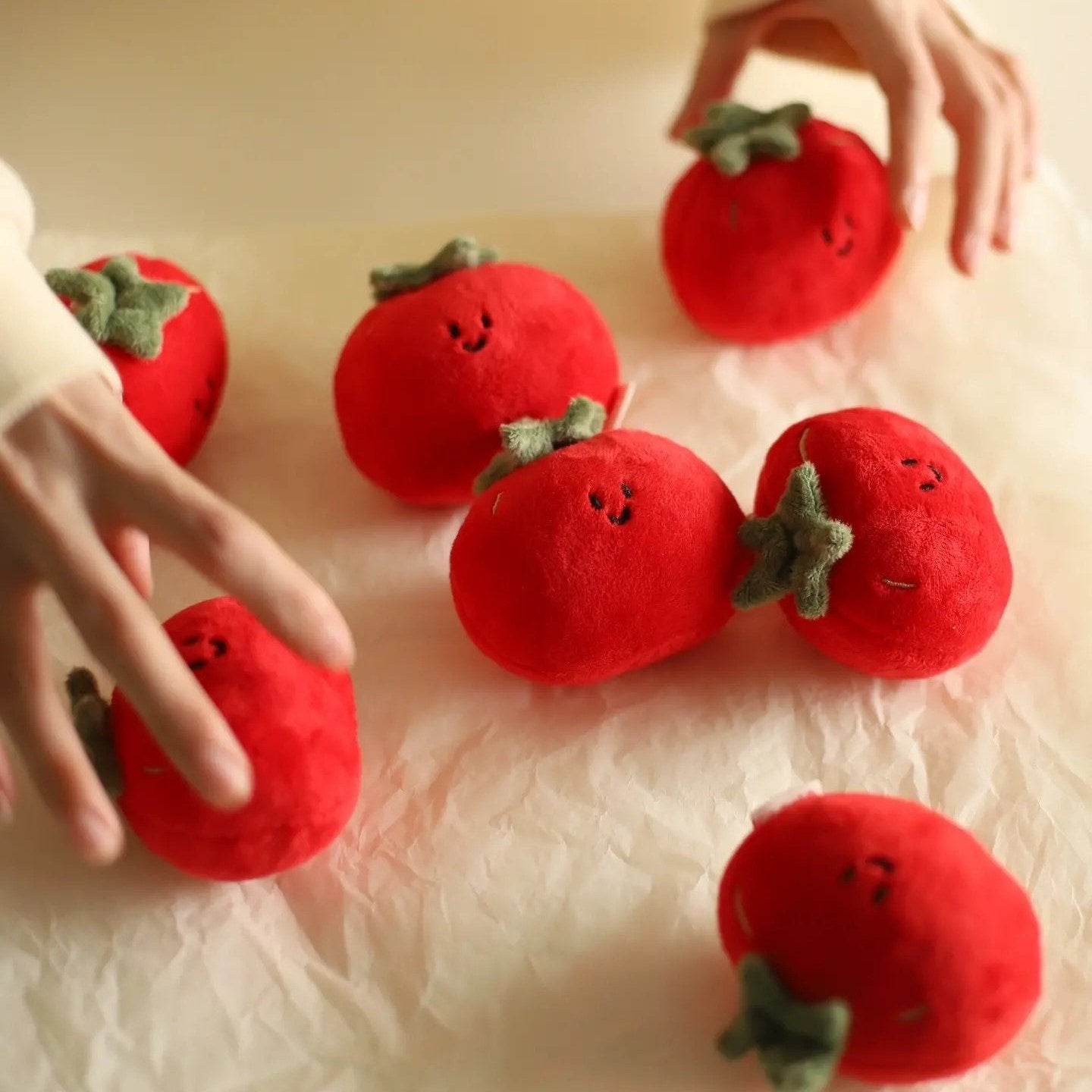 LuLuFun Studio Tomato Plush Bag Charm – Cute Red Kawaii Keychain