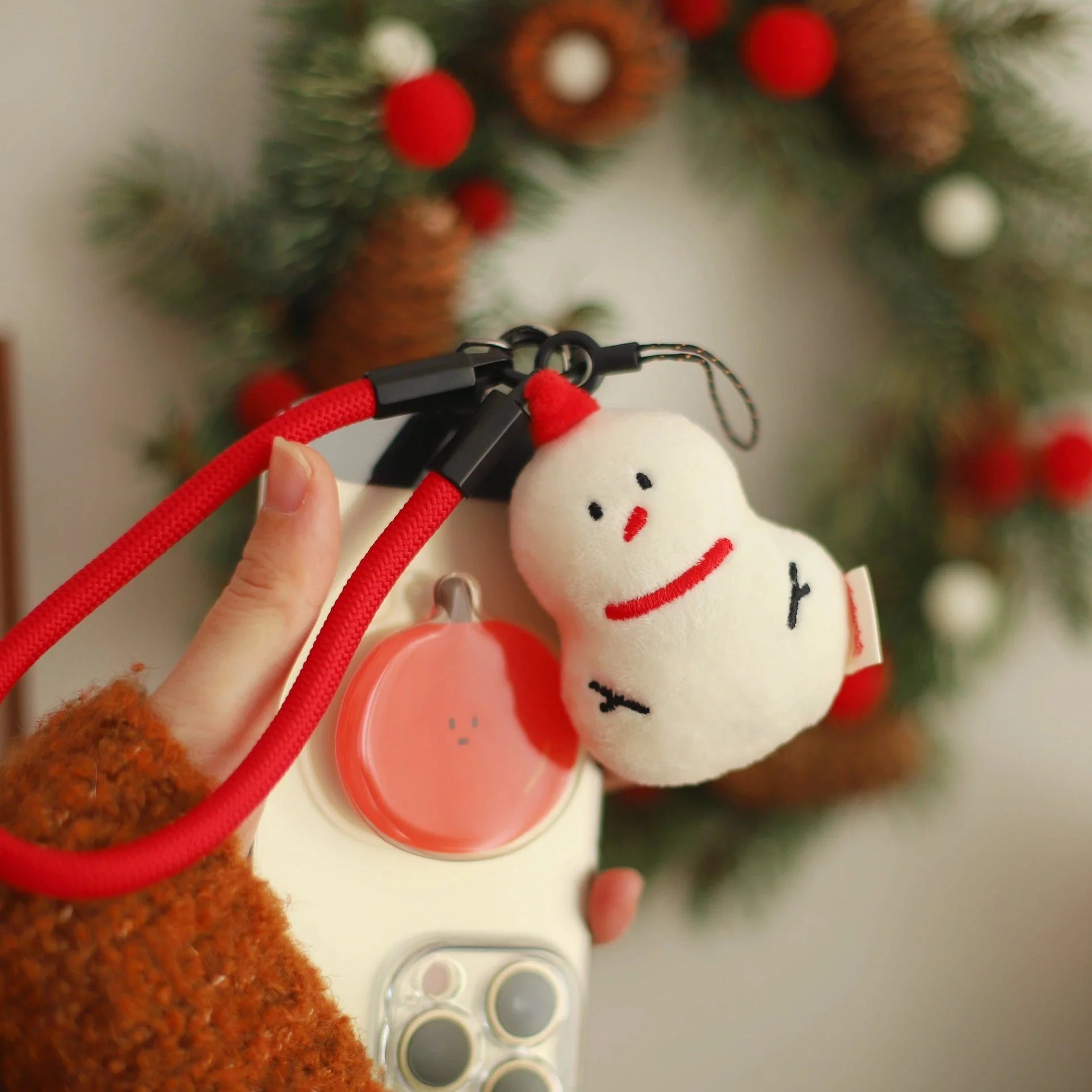 LuLuFun Studio Mini Snowman Plush Charm – Soft White Bag Keychain