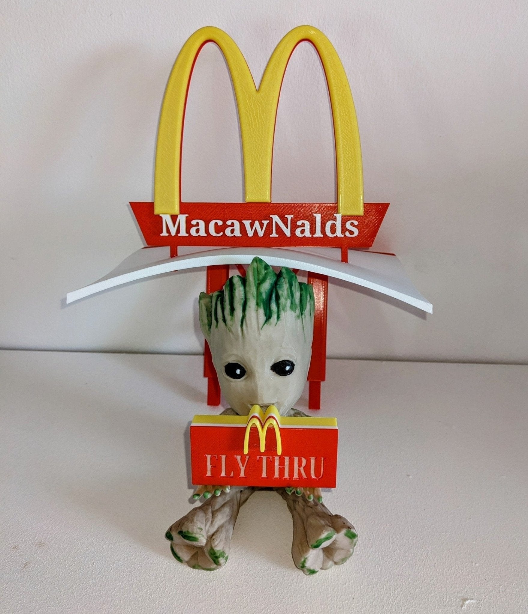 Chaddyverse MacawNalds Bird Feeding Station – Quirky Garden Decor