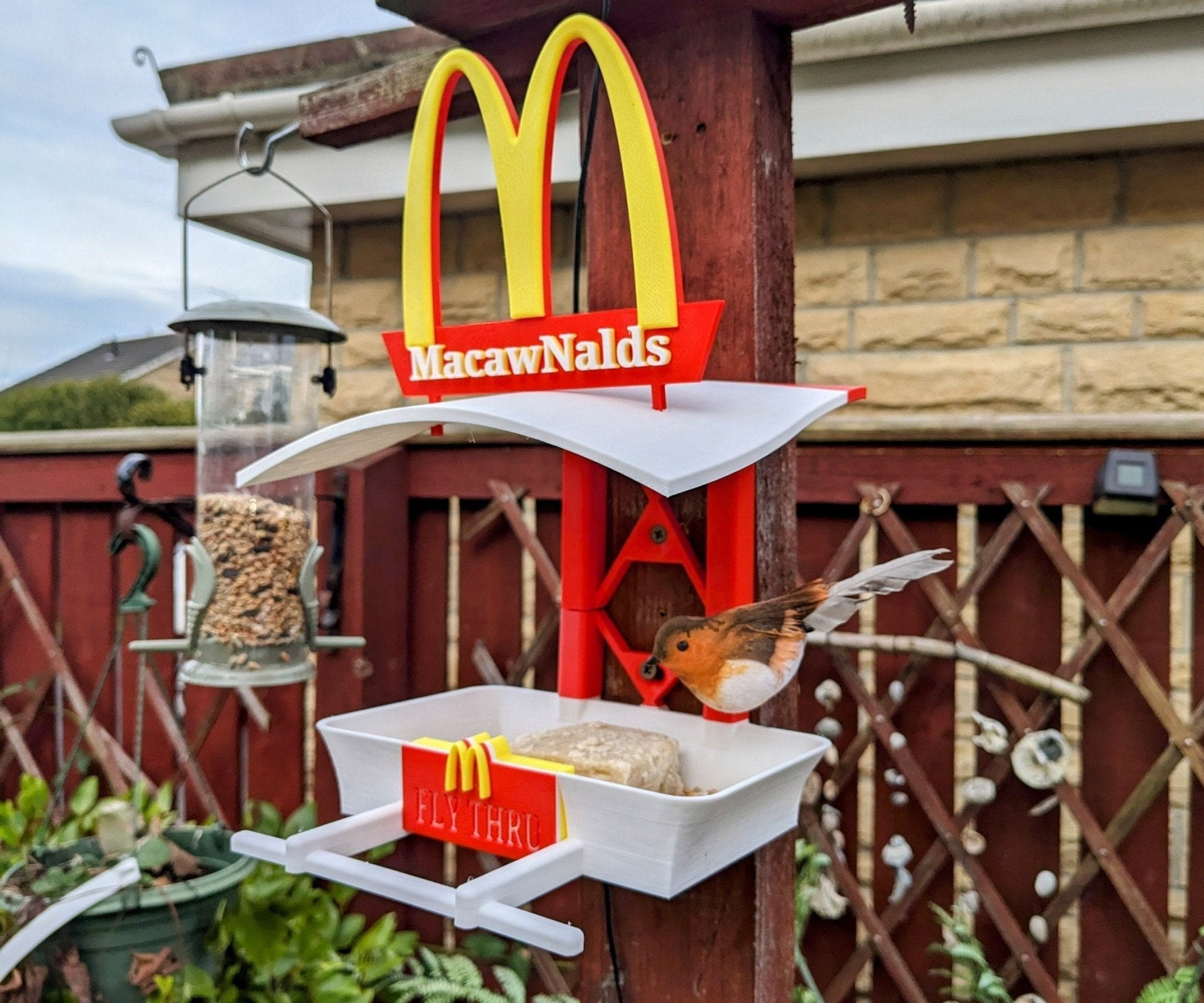Chaddyverse MacawNalds Bird Feeding Station – Quirky Garden Decor