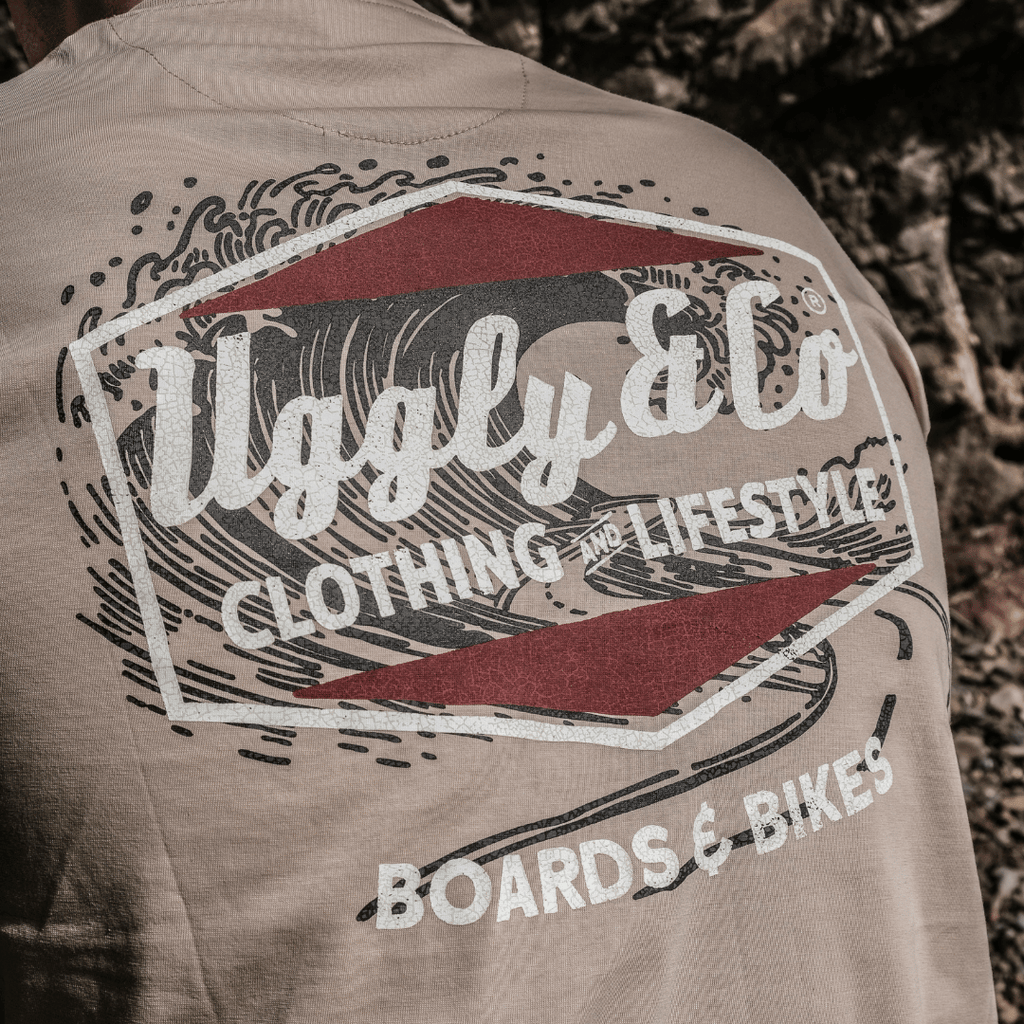 Uggly and Co Beige Surf Diamond Graphic Tee – Heavyweight Cotton T-Shirt