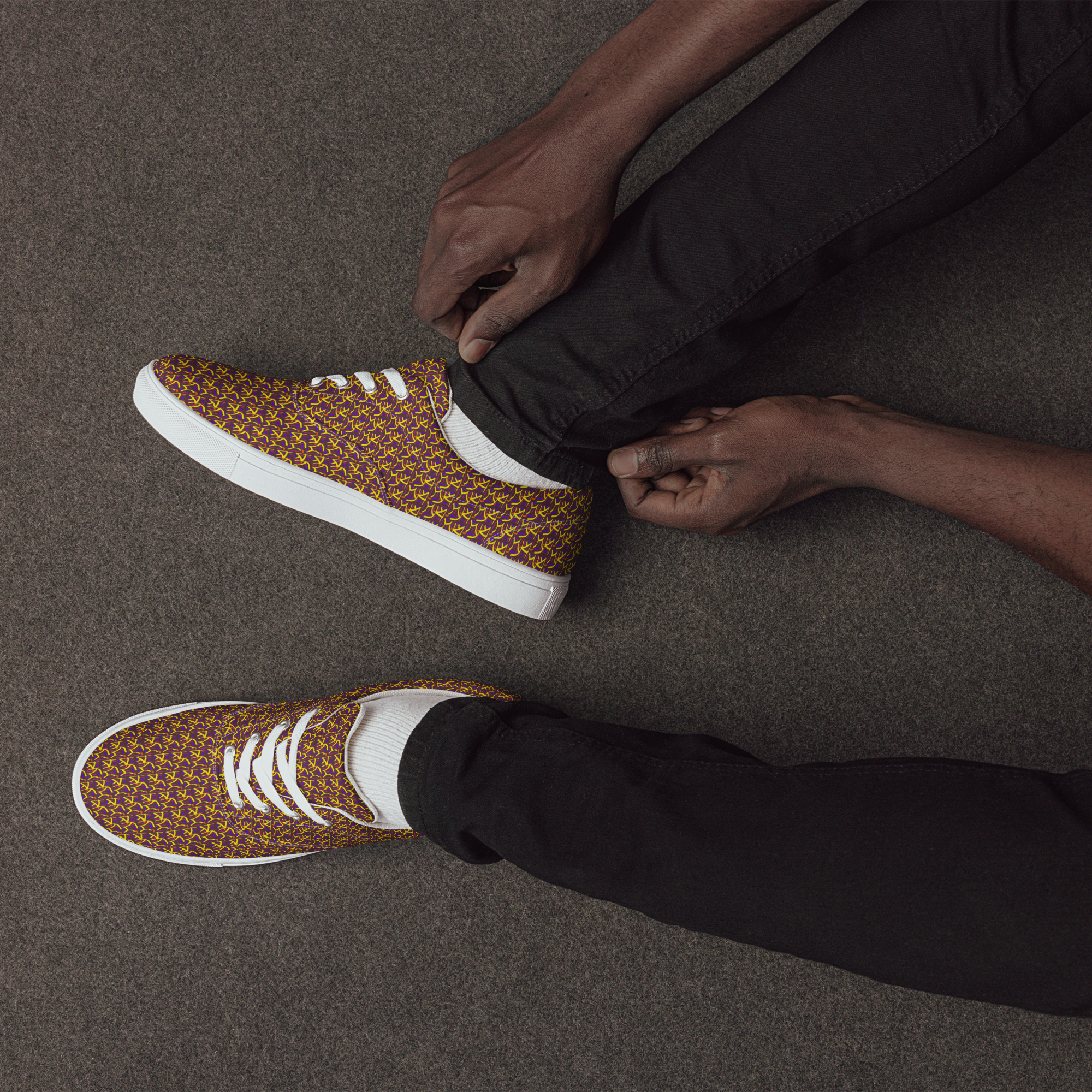 Direct Men’s lace-up canvas shoes