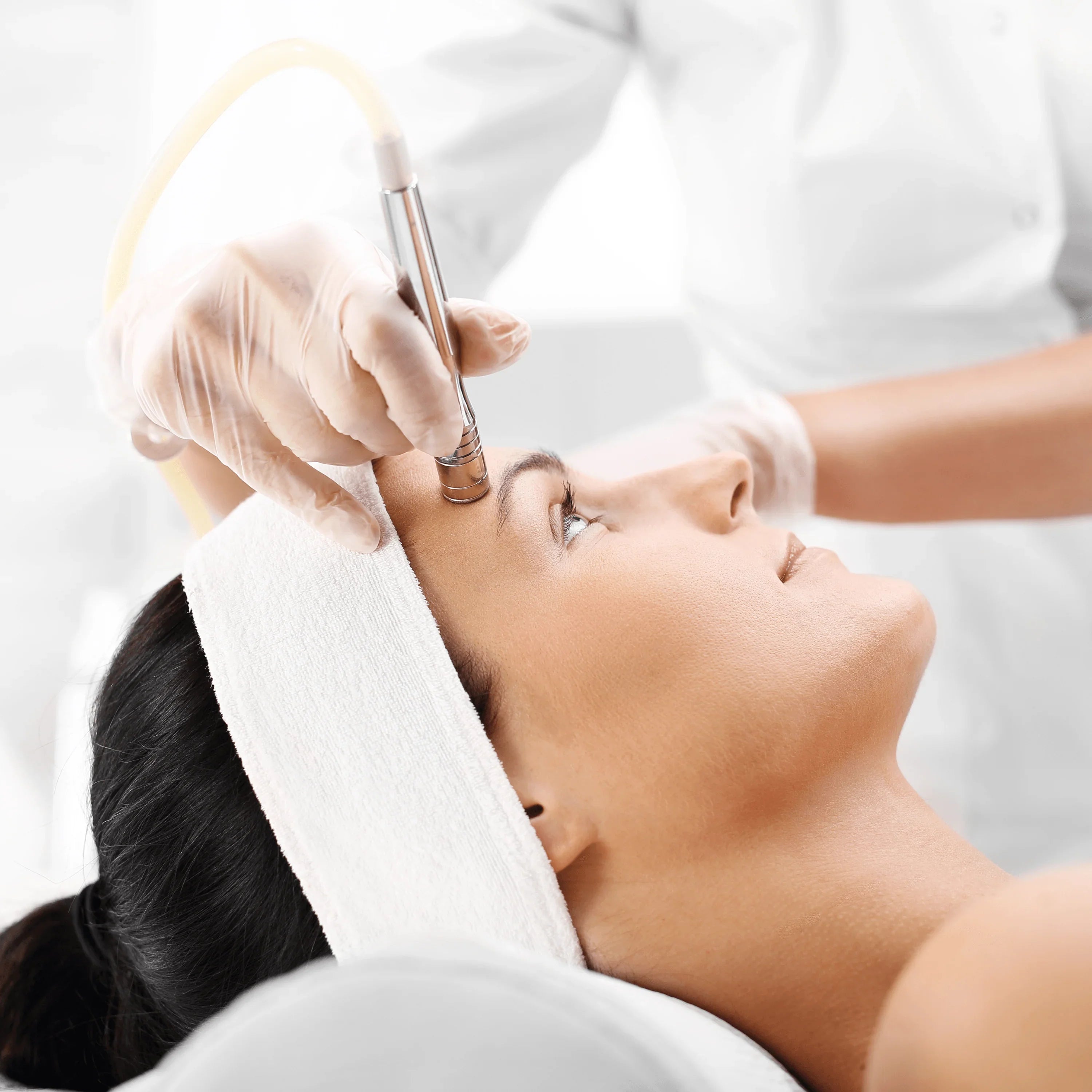 The London Brow Company | Editable Microdermabrasion Training Manual