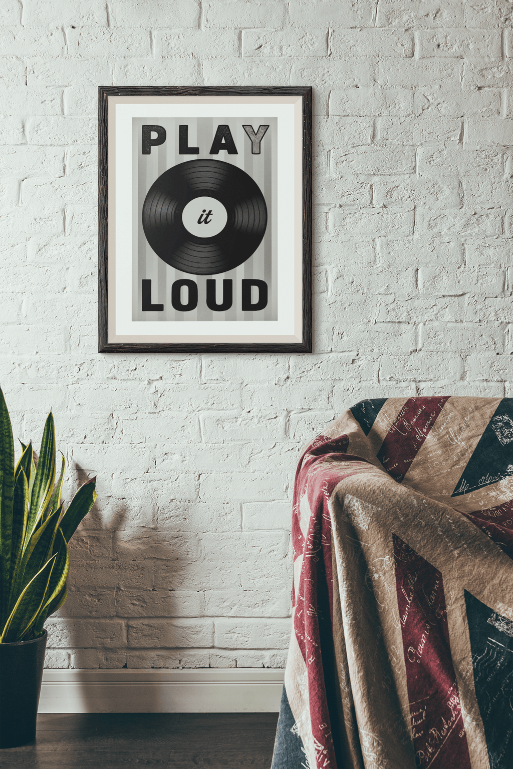 Play It Loud Vinyl Record Wall Art – Retro Music Poster for Studio & Home Decor