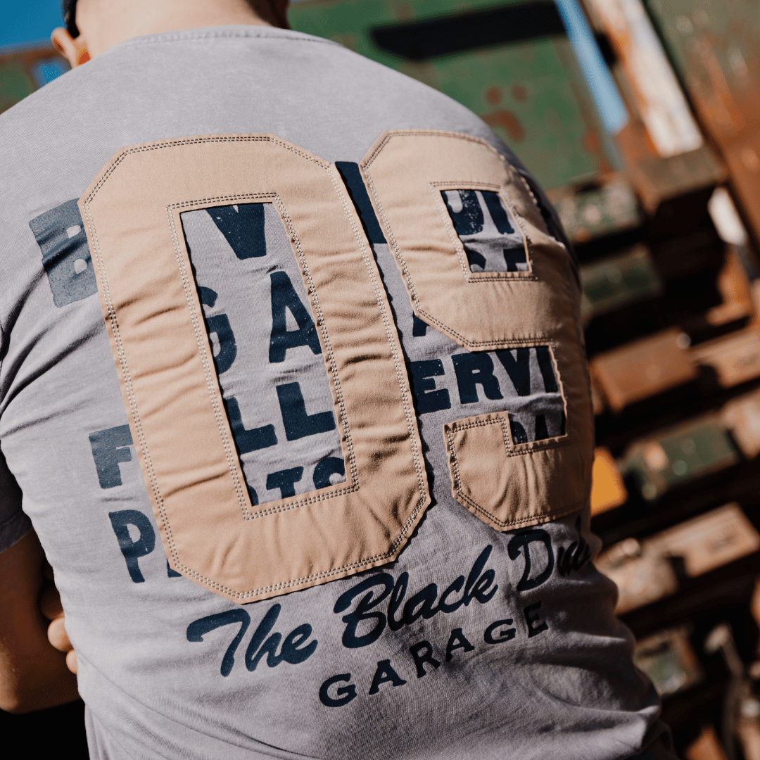 Uggly and Co Heavyweight Graphic Tee – Acid Wash Cotton '09' Shirt