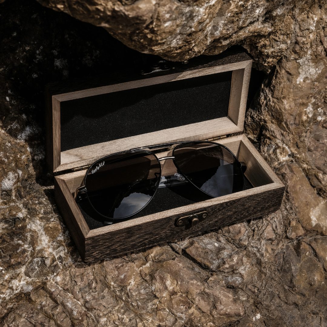 Uggly and Co Polarized Aviator Sunglasses – Black & Silver UV400