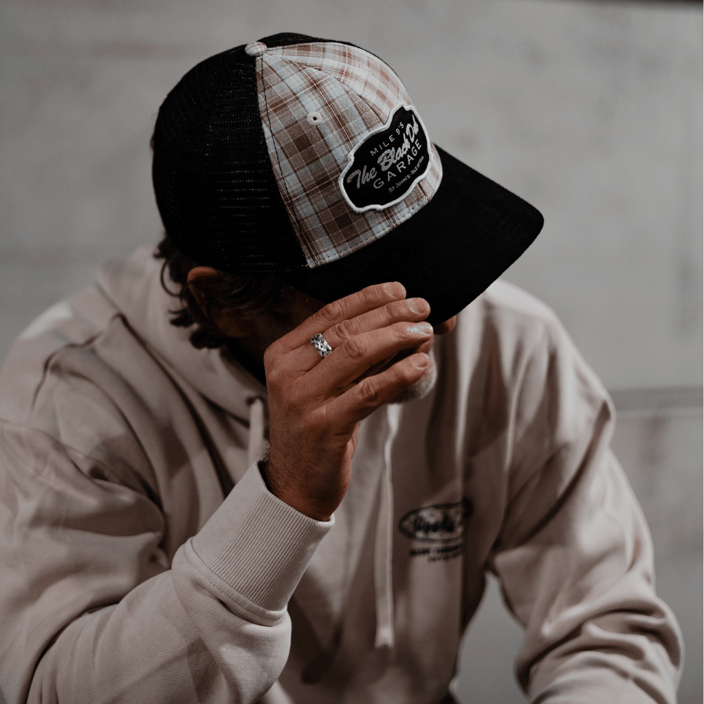 Uggly and Co Tartan Garage Trucker Hat – Suede Peak Vintage Cap