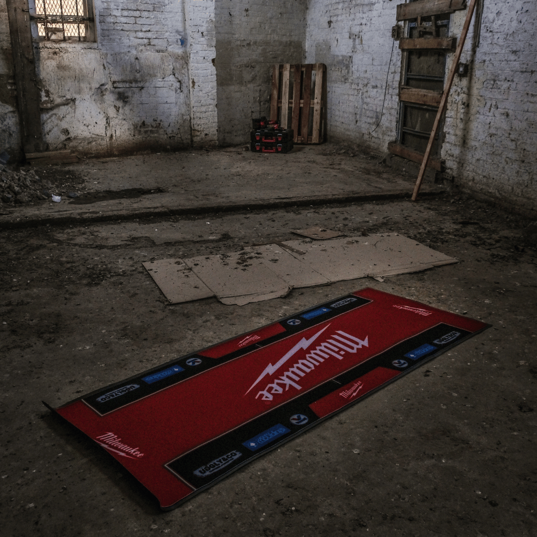 Milwaukee Tools Motorcycle Garage Mat – Uggly and Co Racing Floor Mat