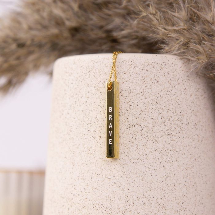 Gecko Jewellery Sterling Silver Engravable Vertical Bar Necklace