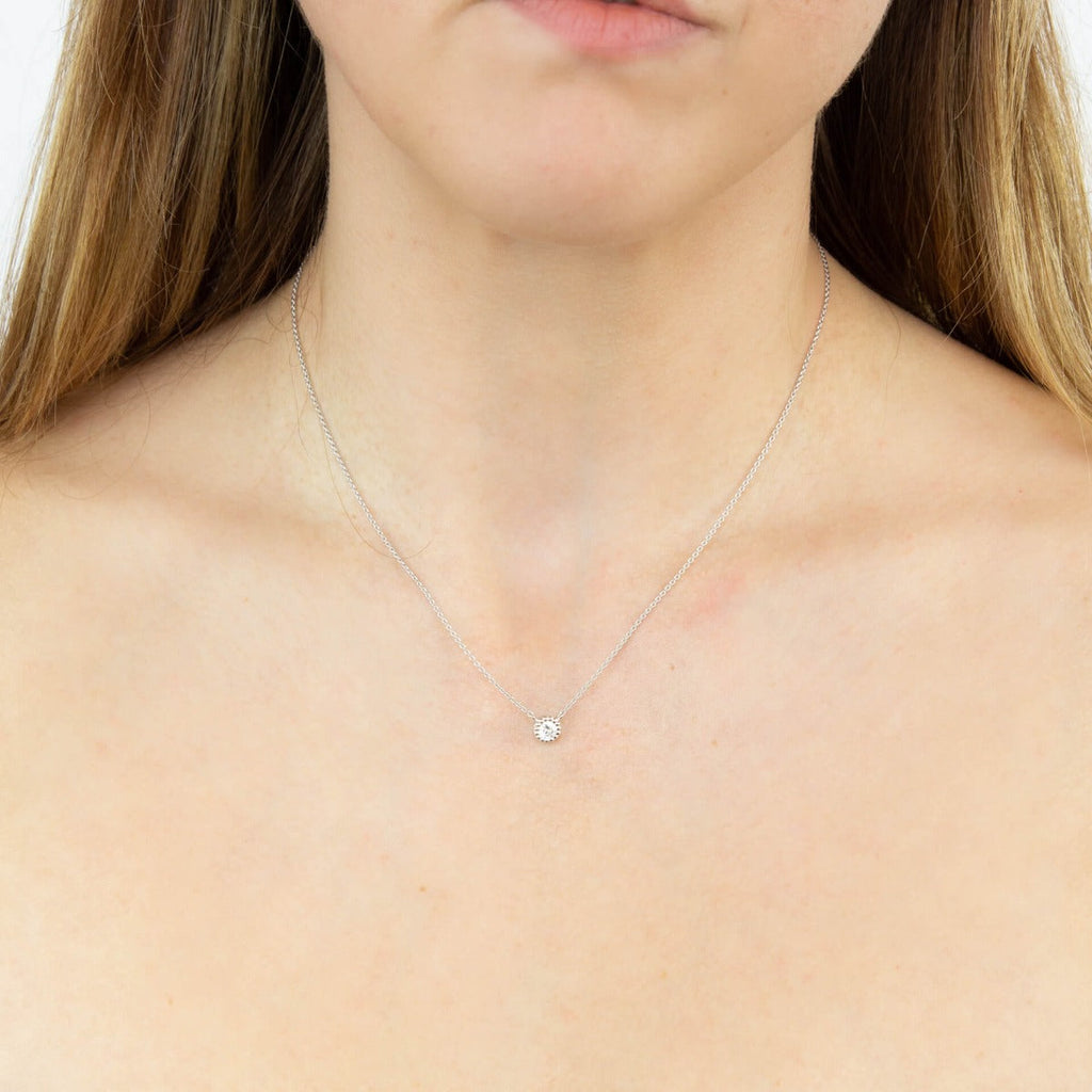 Gecko Jewellery Millegrain Edge Cubic Zirconia Necklace in Silver