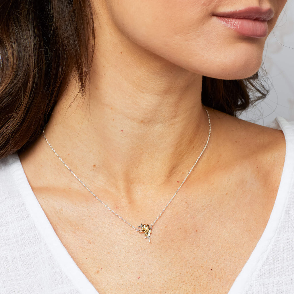 Laura Ashley Heritage Daffodil Necklace – Recycled Silver & Gold Plated