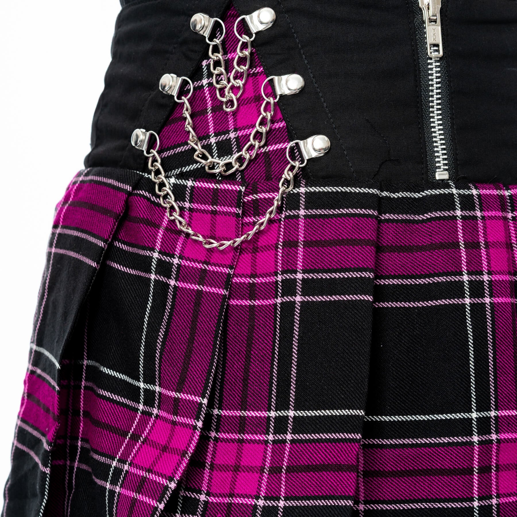 Heartless Nixie Skirt – Black & Dark Pink Check Pleated Punk Skirt
