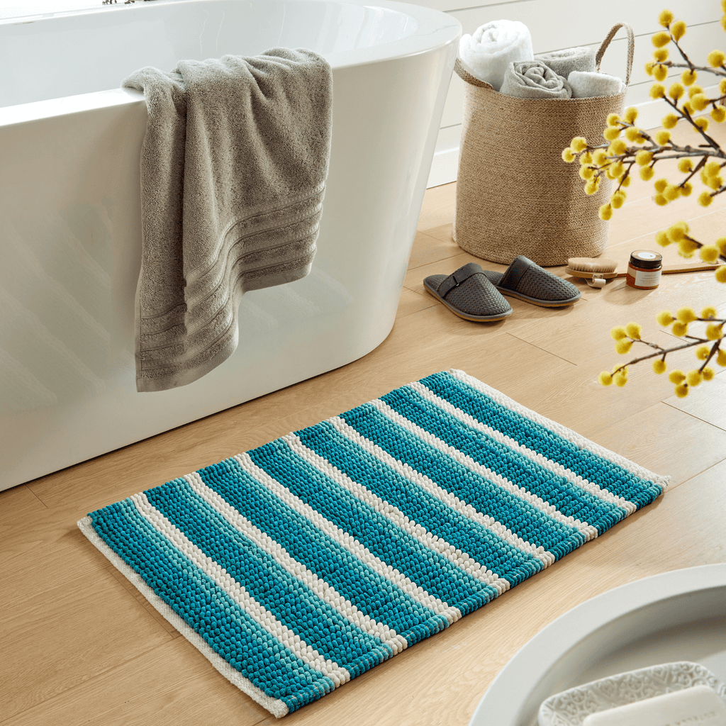 OLIVIA ROCCO Padstow Stripe Bathmat – Non-Slip Absorbent Rug, 50 x 80 cm