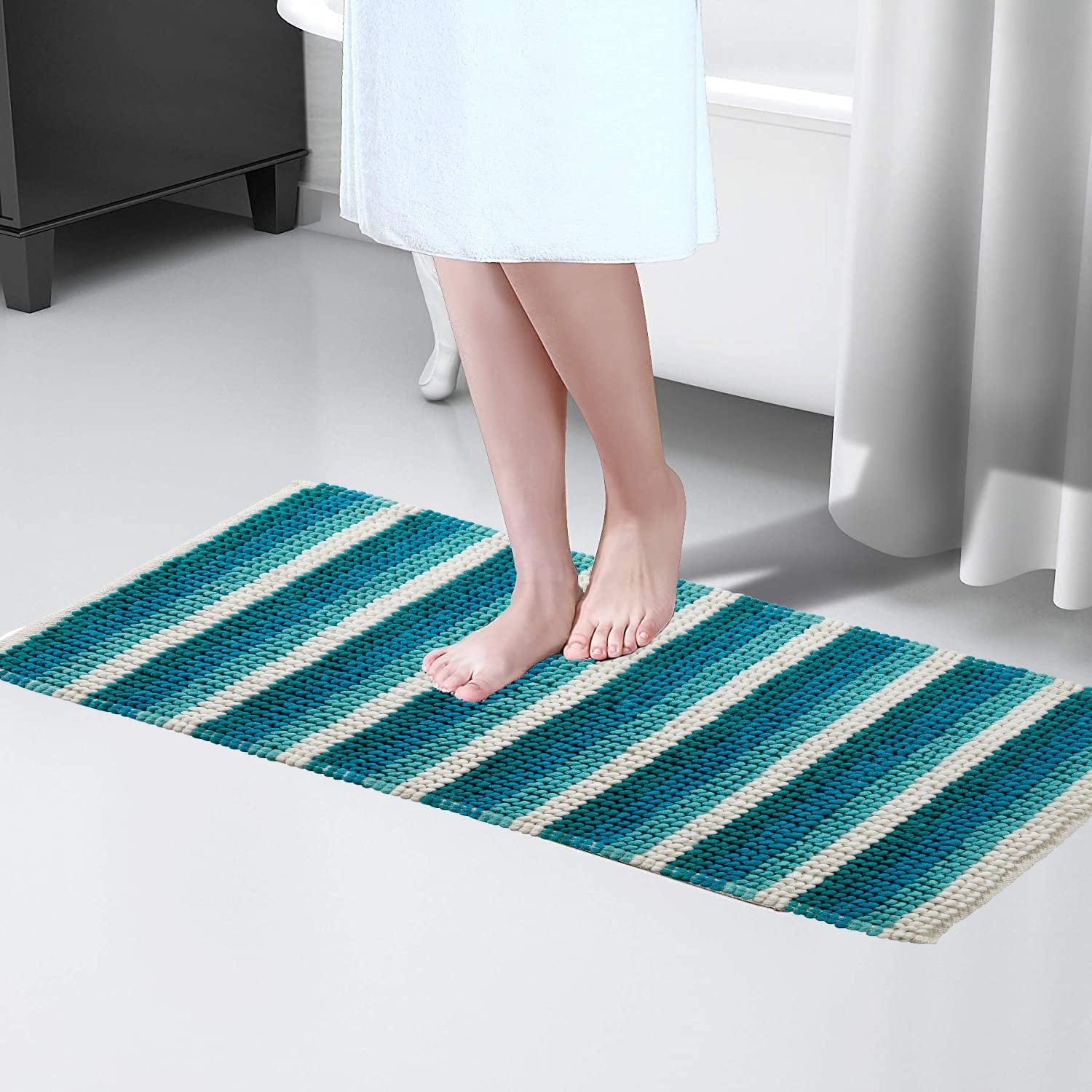 OLIVIA ROCCO Padstow Stripe Bathmat – Non-Slip Absorbent Rug, 50 x 80 cm