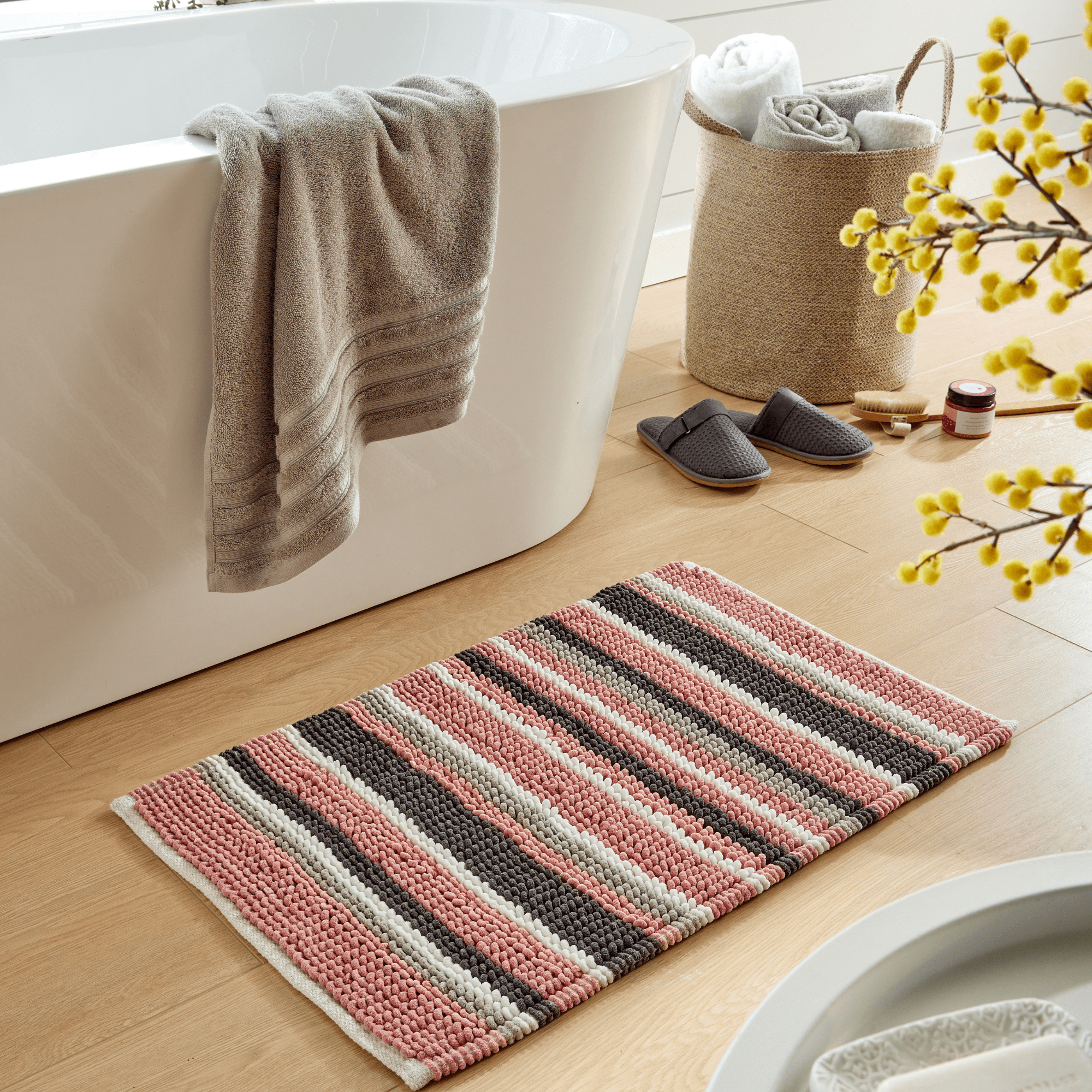 OLIVIA ROCCO Padstow Stripe Bathmat – Non-Slip Absorbent Rug, 50 x 80 cm