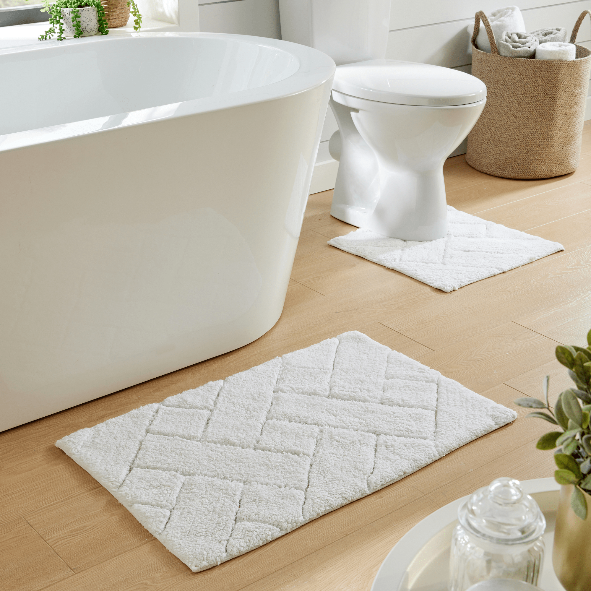 OLIVIA ROCCO Bali Bath Mat and Pedestal Set – 100% Cotton Absorbent Mats