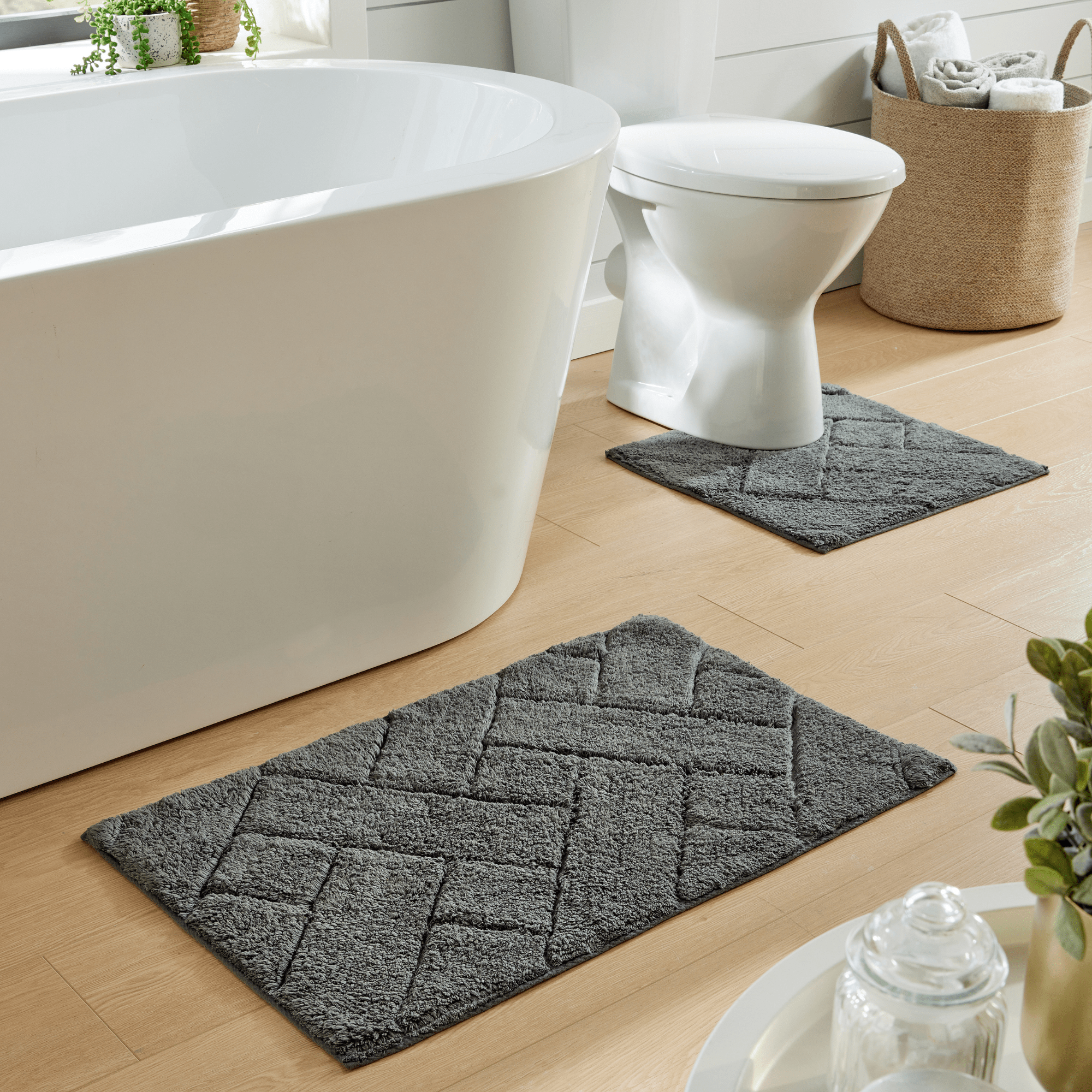 OLIVIA ROCCO Bali Bath Mat and Pedestal Set – 100% Cotton Absorbent Mats